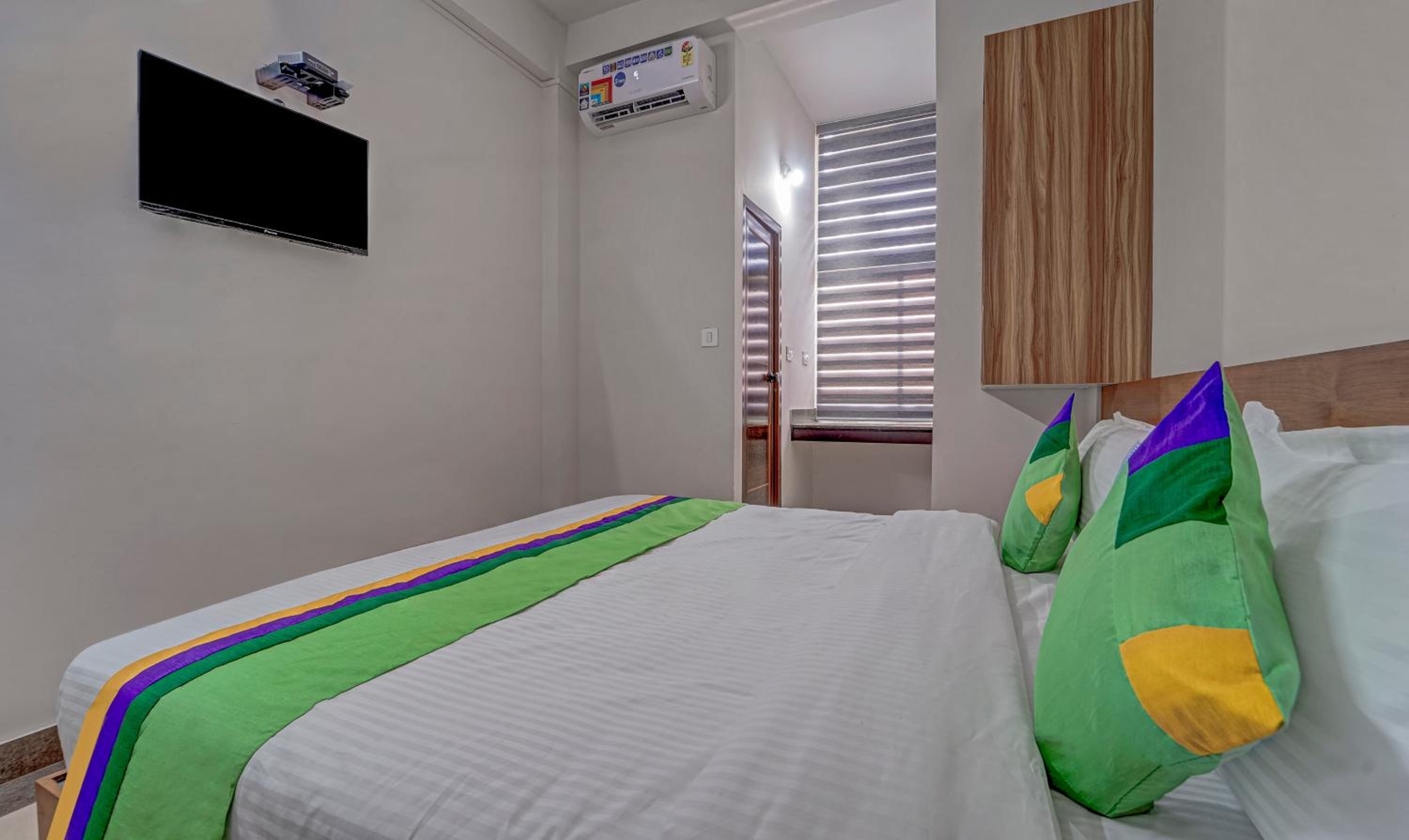 Standard Room photo 2