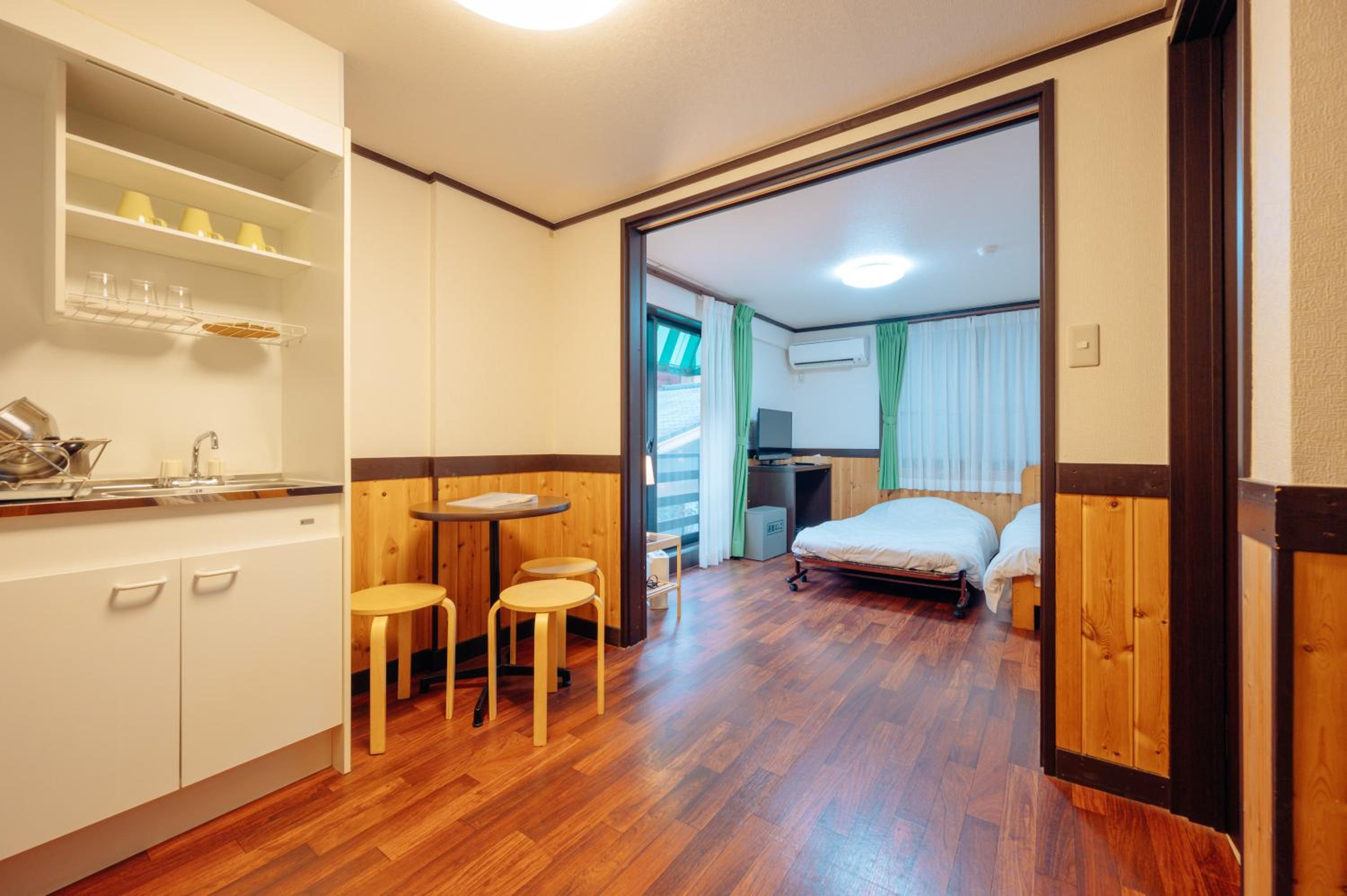 Basic Triple Room - Photo 3