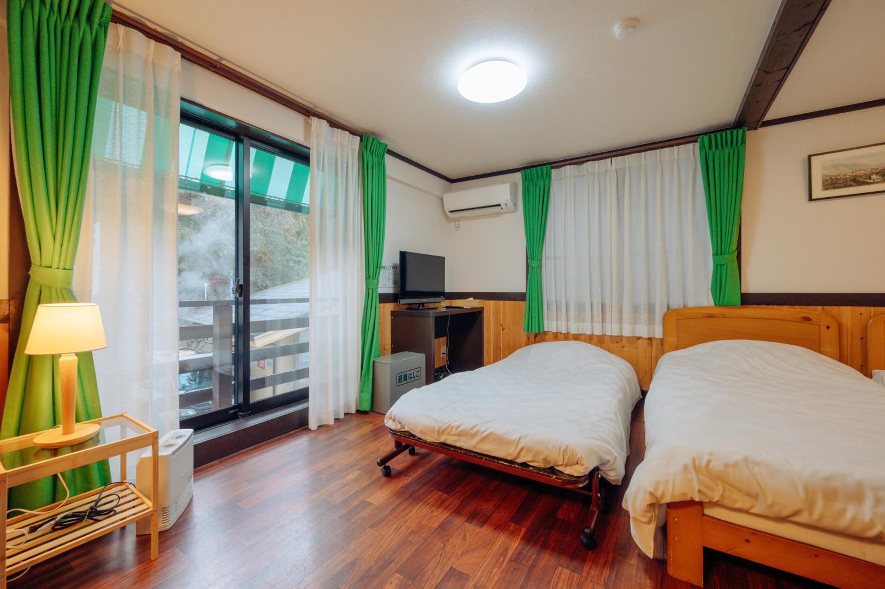 Basic Triple Room - Photo 1