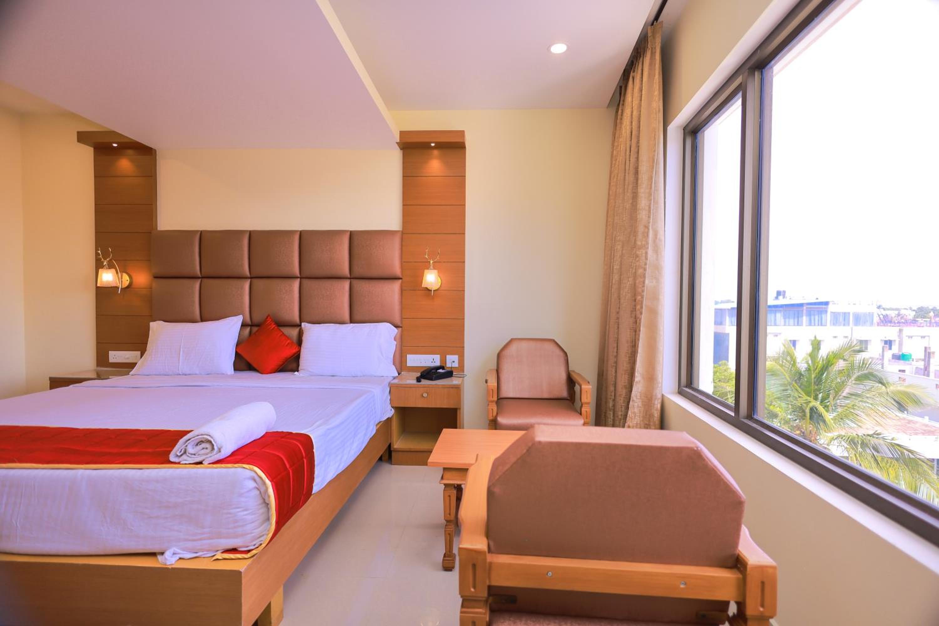 Deluxe Double Room - Photo 1