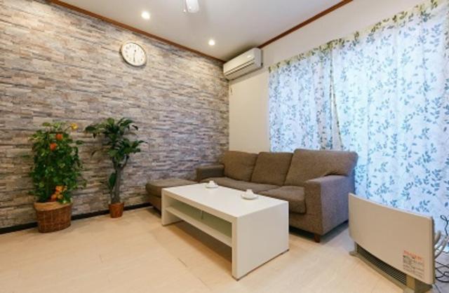 Family Room photo 2