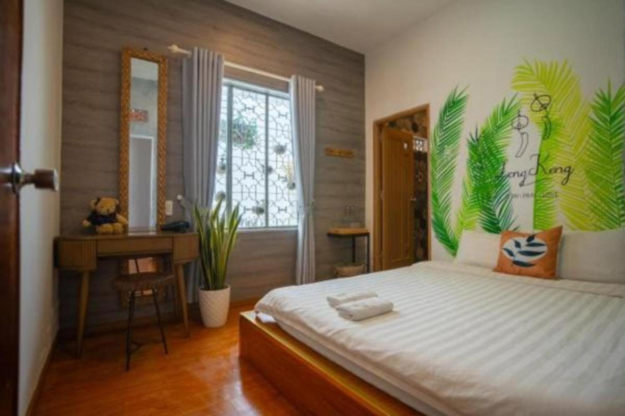 Double Room with Private Bathroom - Photo 11