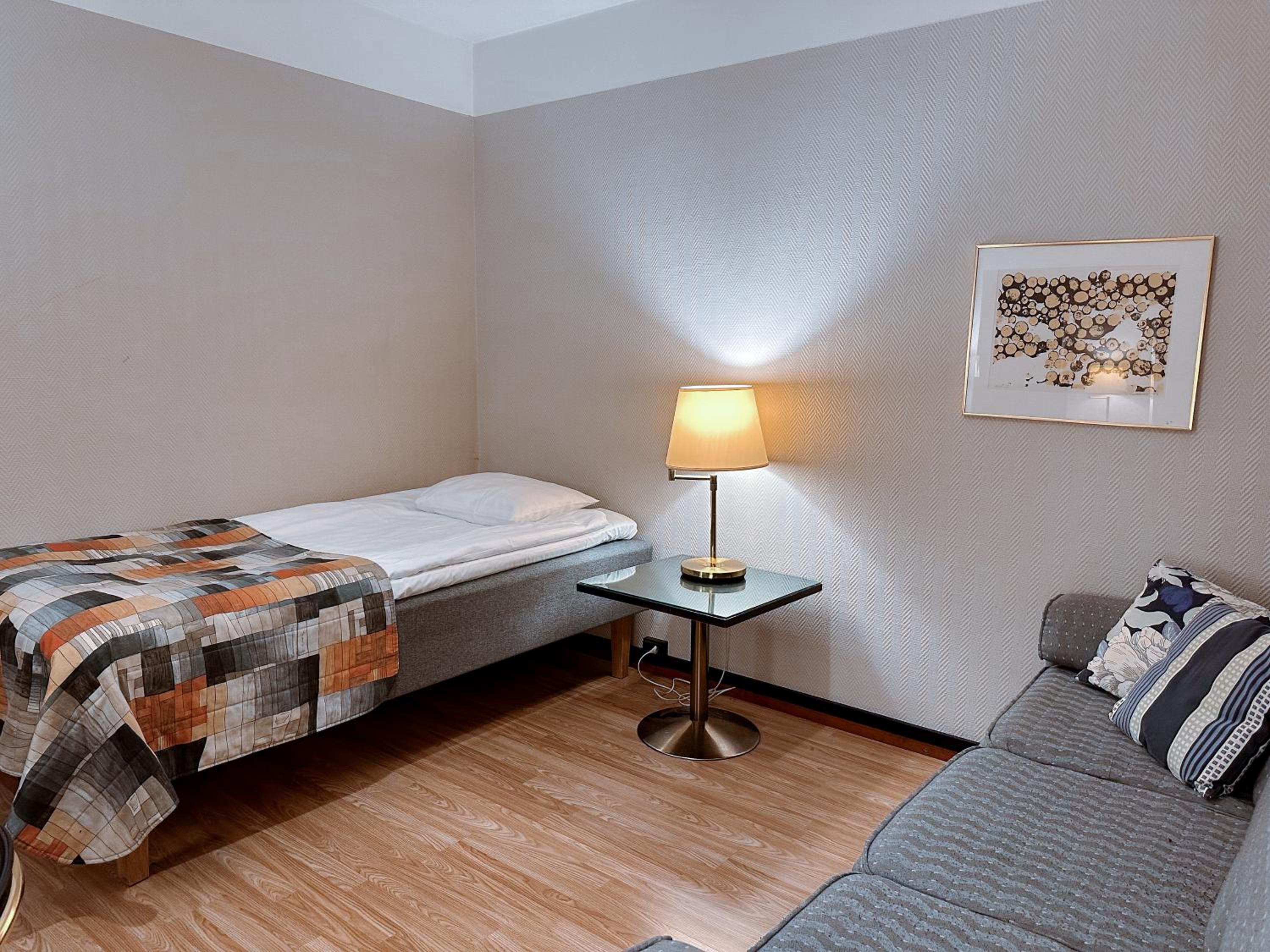 Single Room photo 2