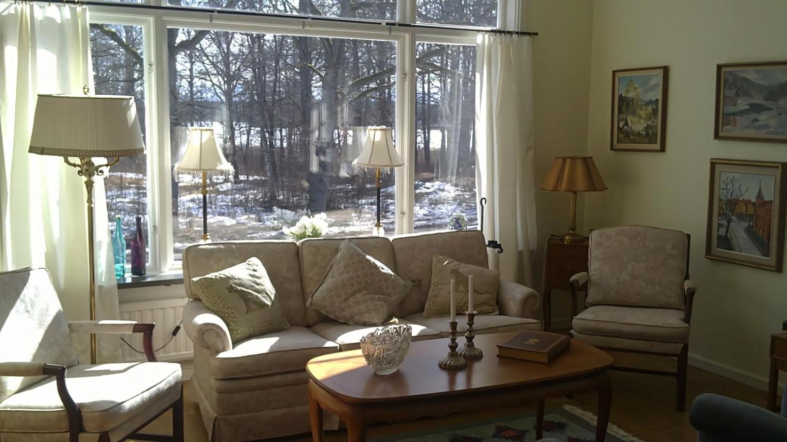 Apartment with Terrace - Photo 4
