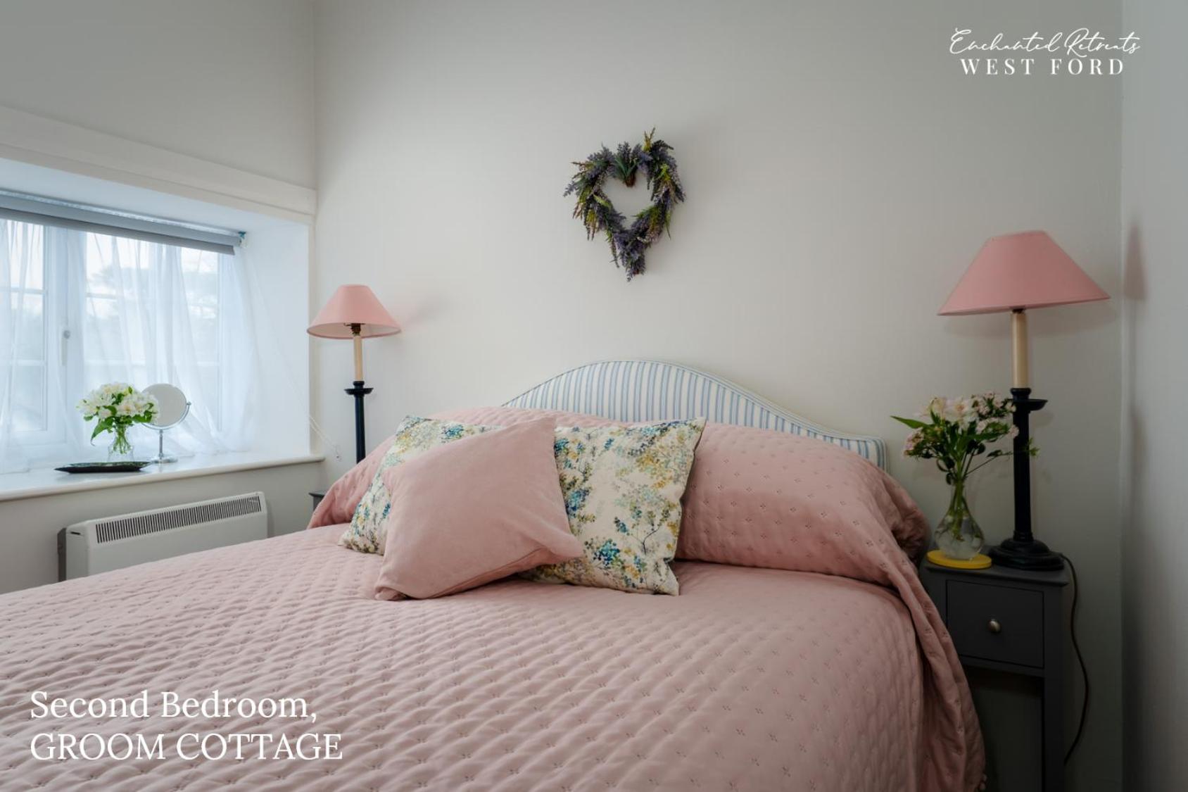Three-Bedroom House photo 2