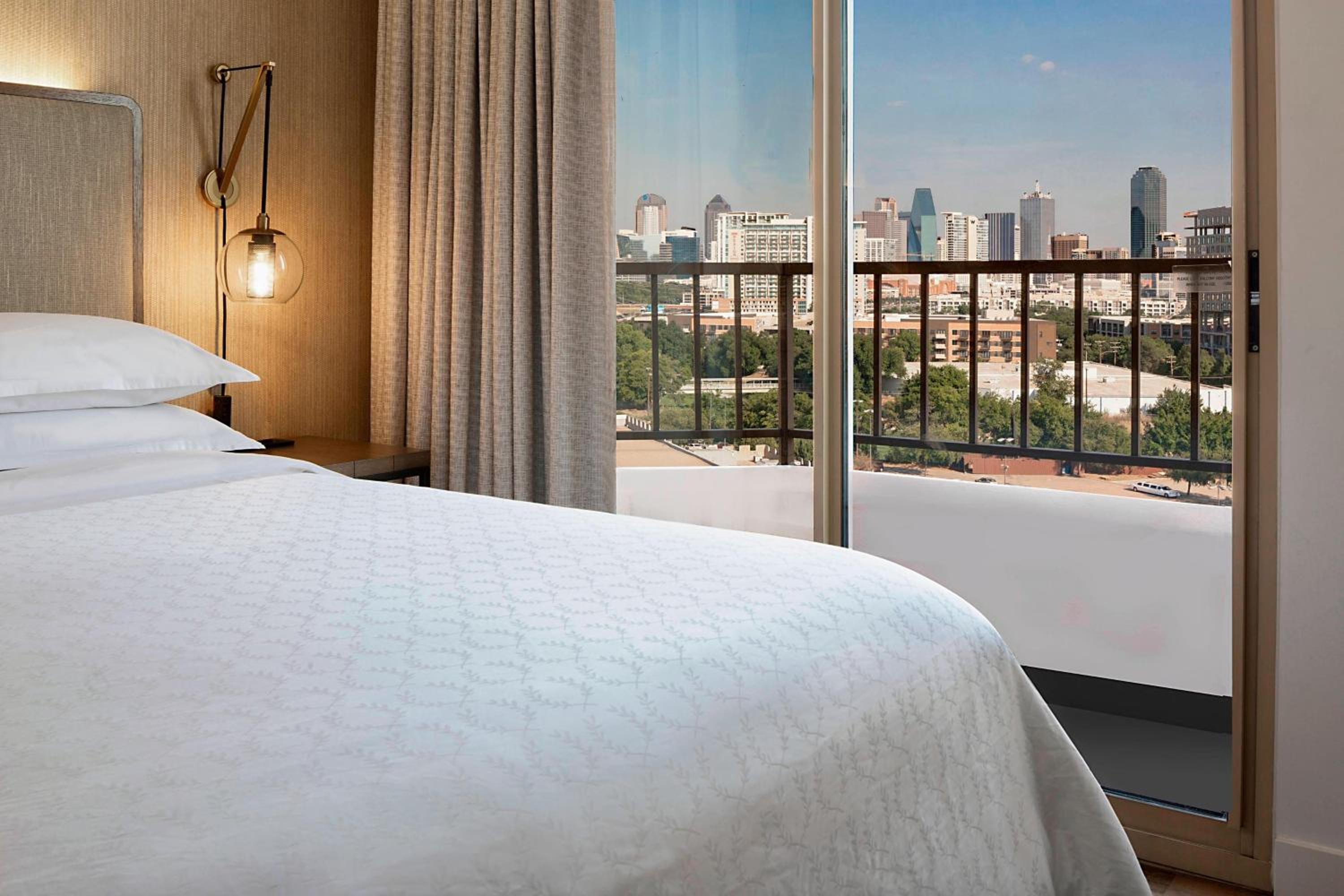 1 King &amp; Sofa bed, 1 Bedroom Suite, City view, Balcony - Photo 4