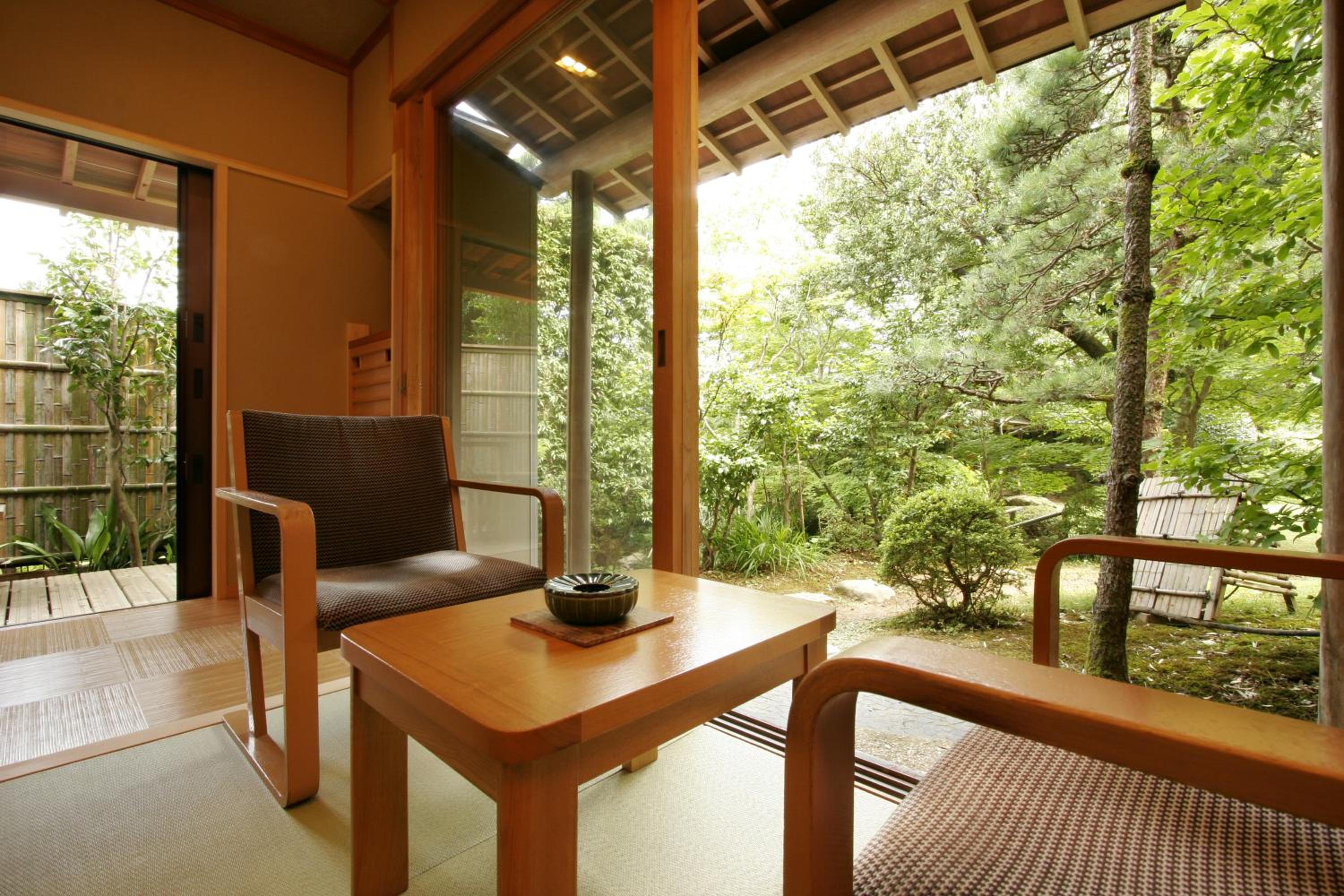 Japanese-Style Room with Open-Air Bath (8 Tatami)【霧島】	 photo 3