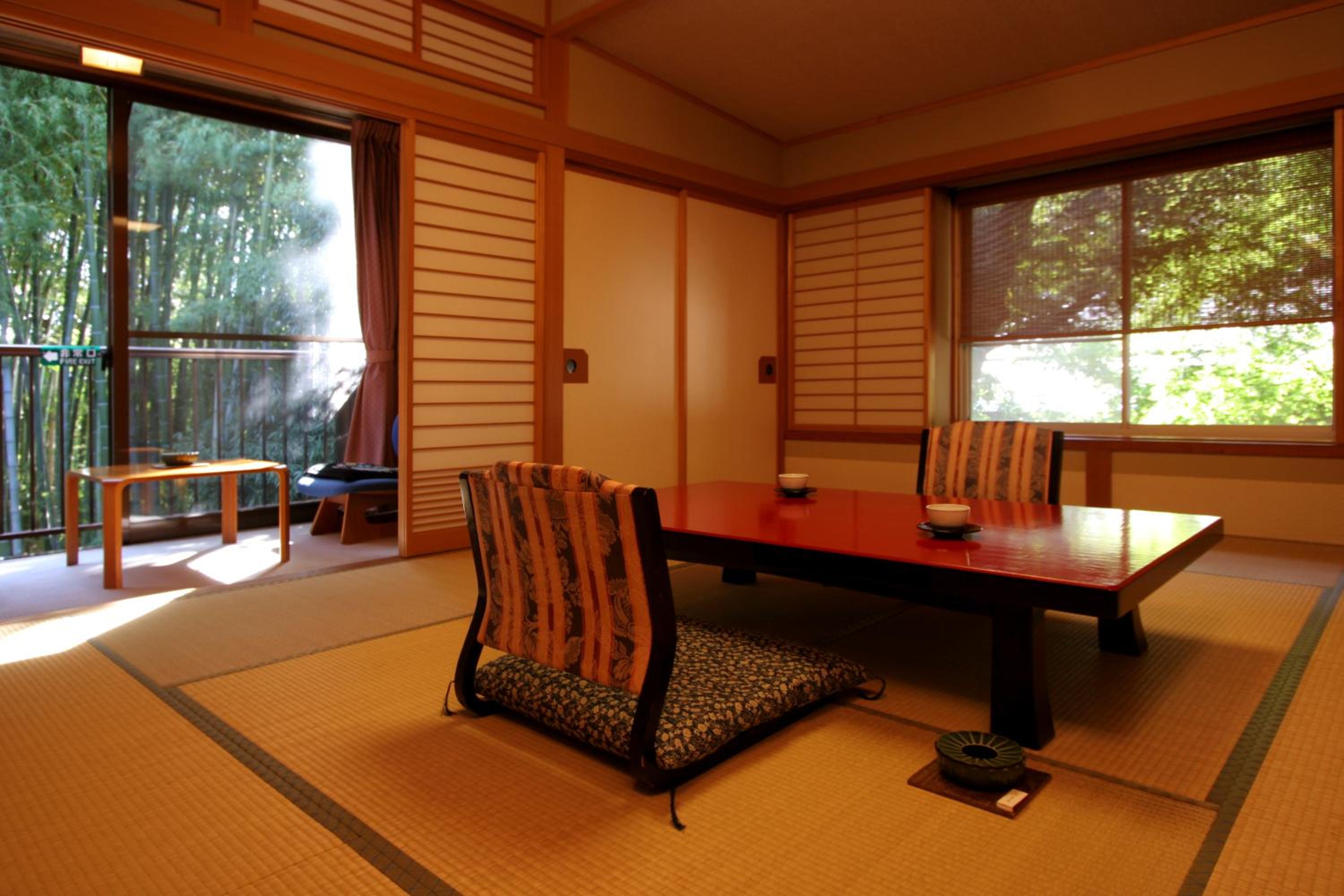 Japanese-Style Room (10 Tatami)【四季の間】	 photo 2