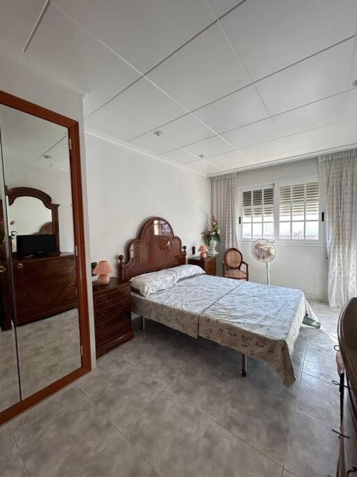 Casa de cuatro habitaciones