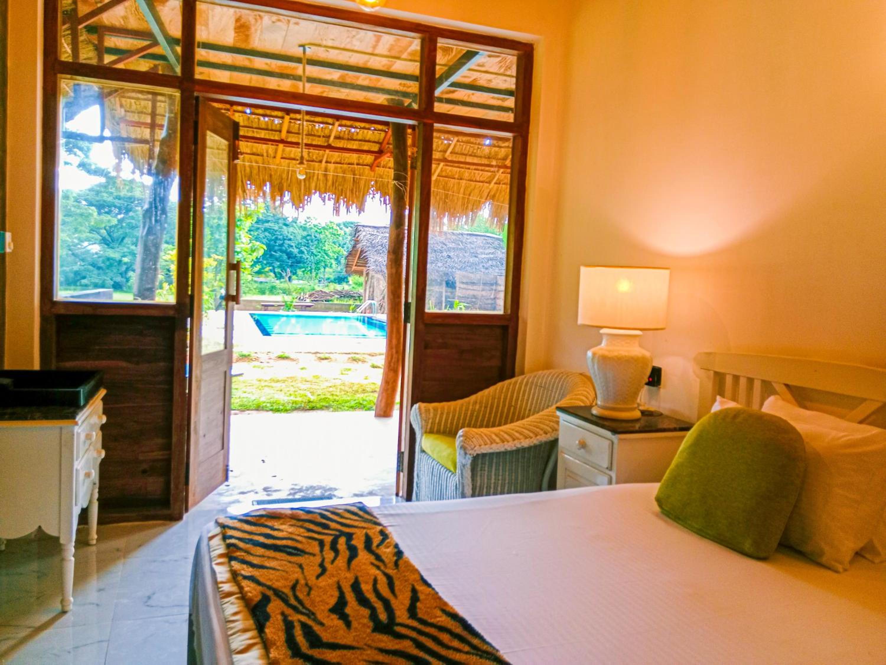 Habitación Doble con Vista a la Piscina