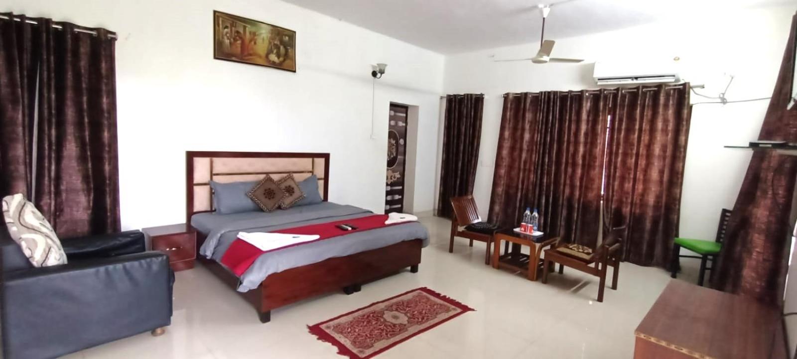 Deluxe Triple Room photo 2