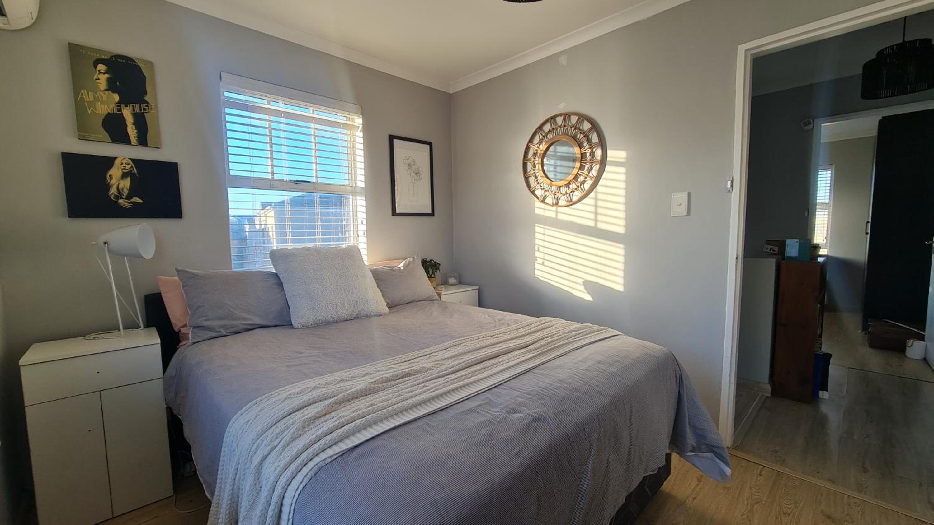Three-Bedroom House photo 2
