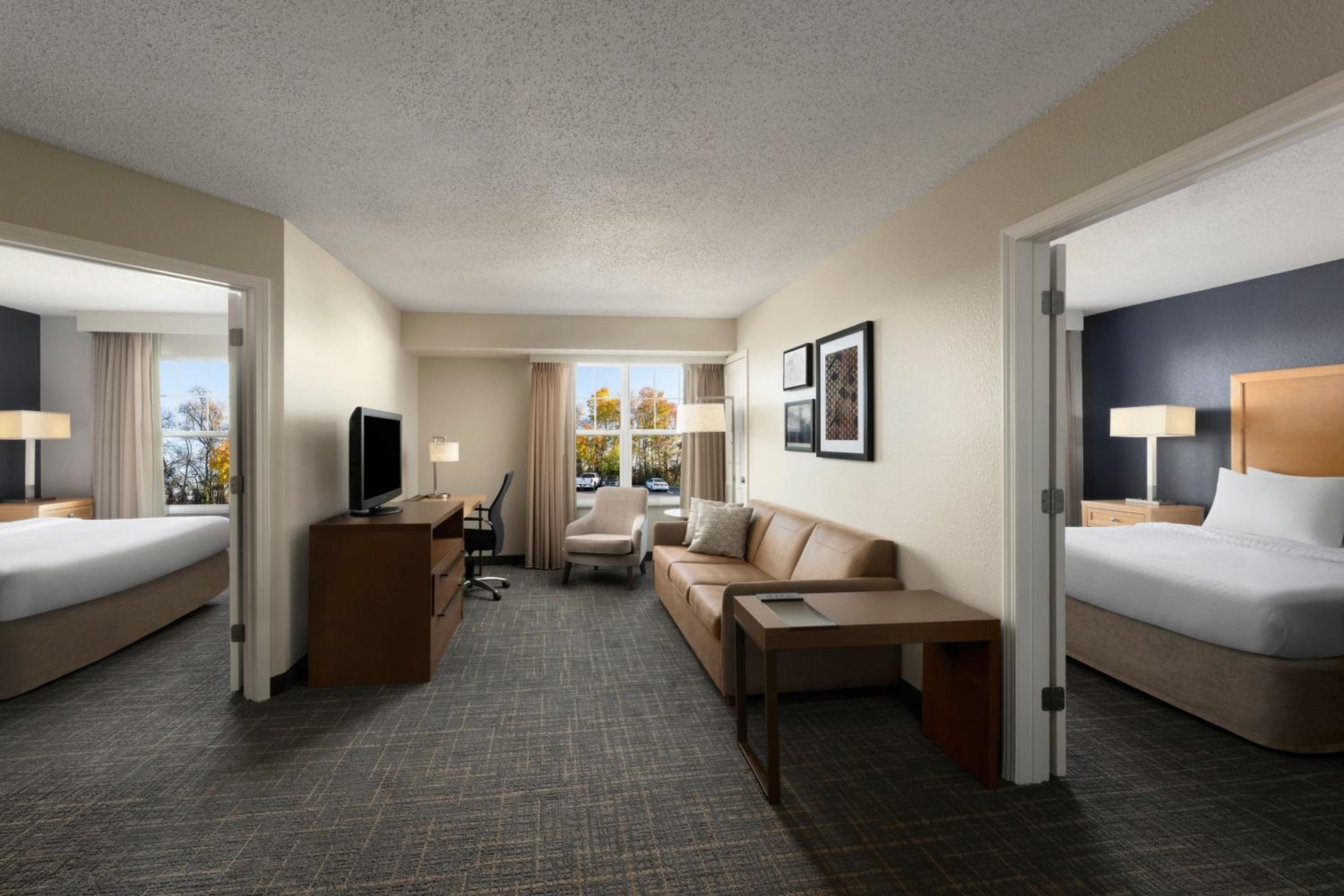 Two-Bedroom Suite - Photo 1