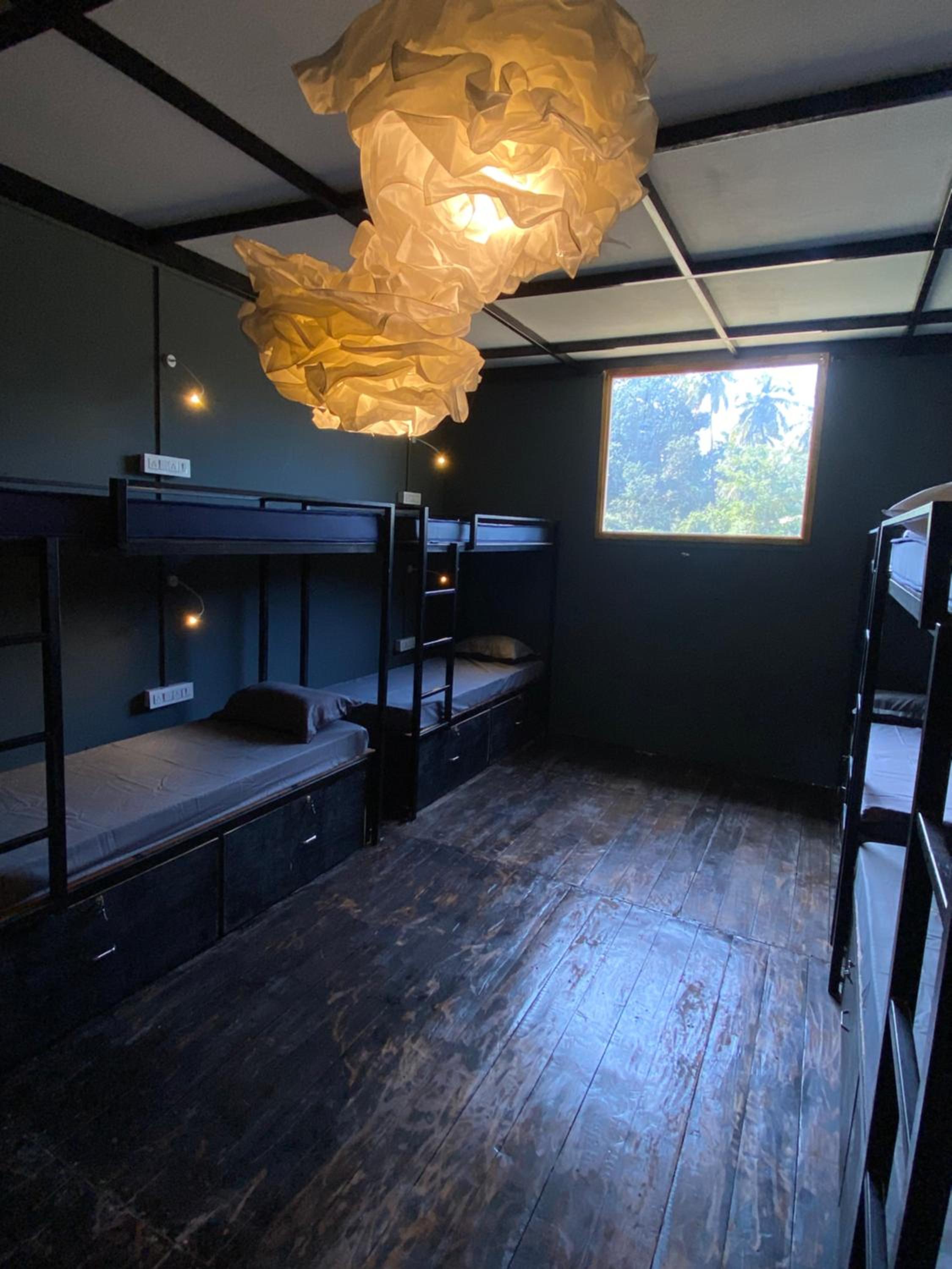 Single Bed in Mixed Dormitory Room photo 2