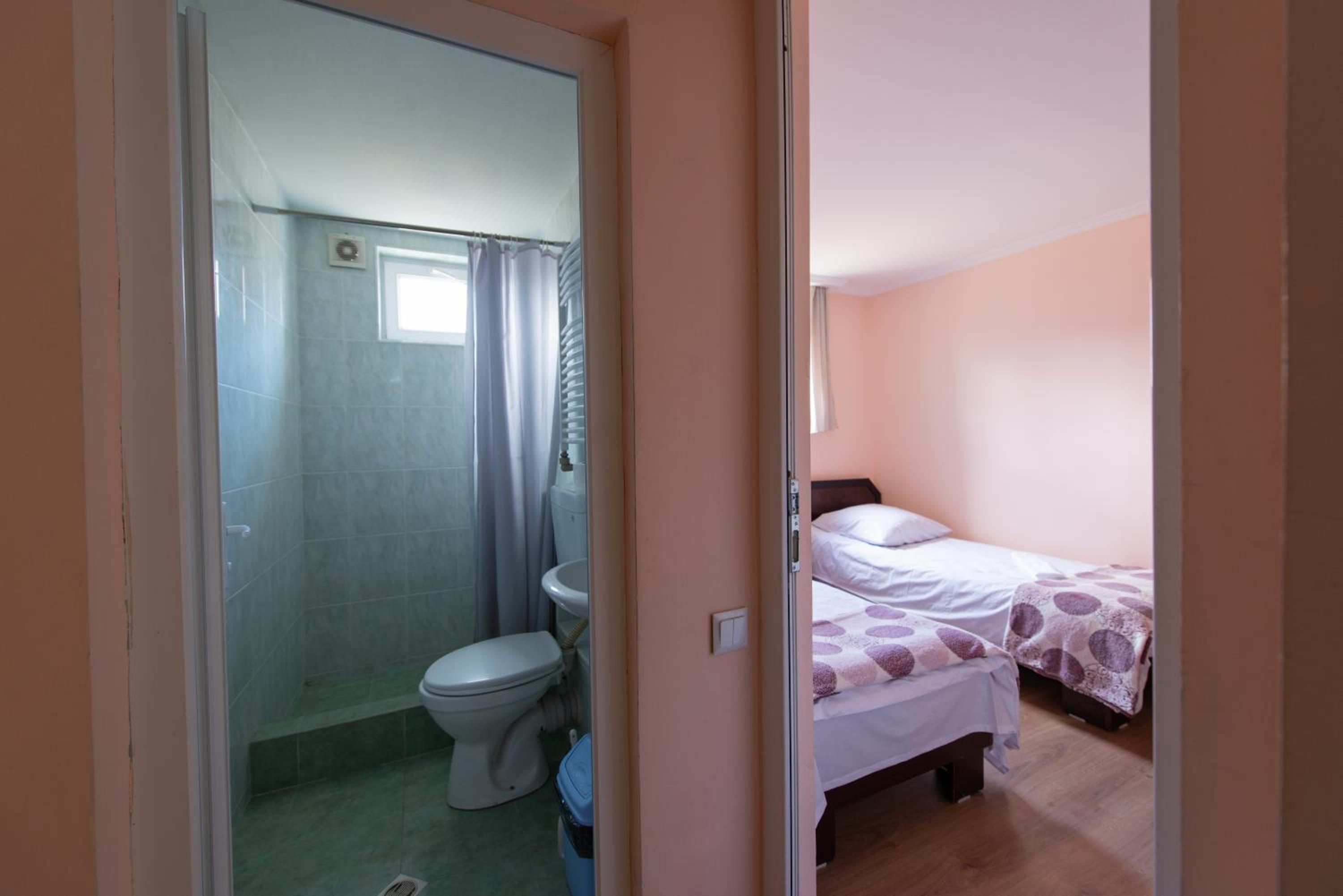 Twin Room with Mountain View photo 2