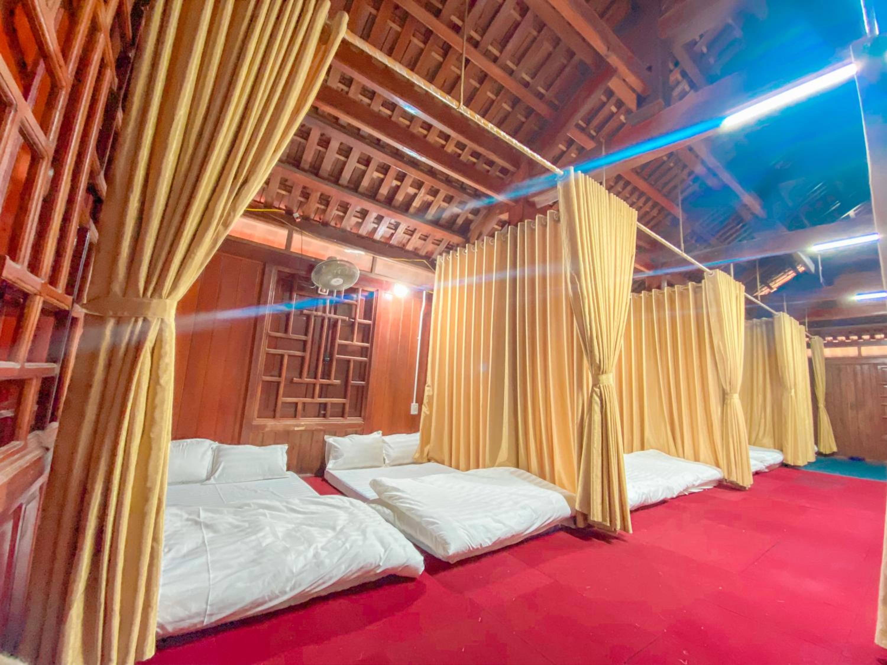 Mixed Dormitory Room photo 1