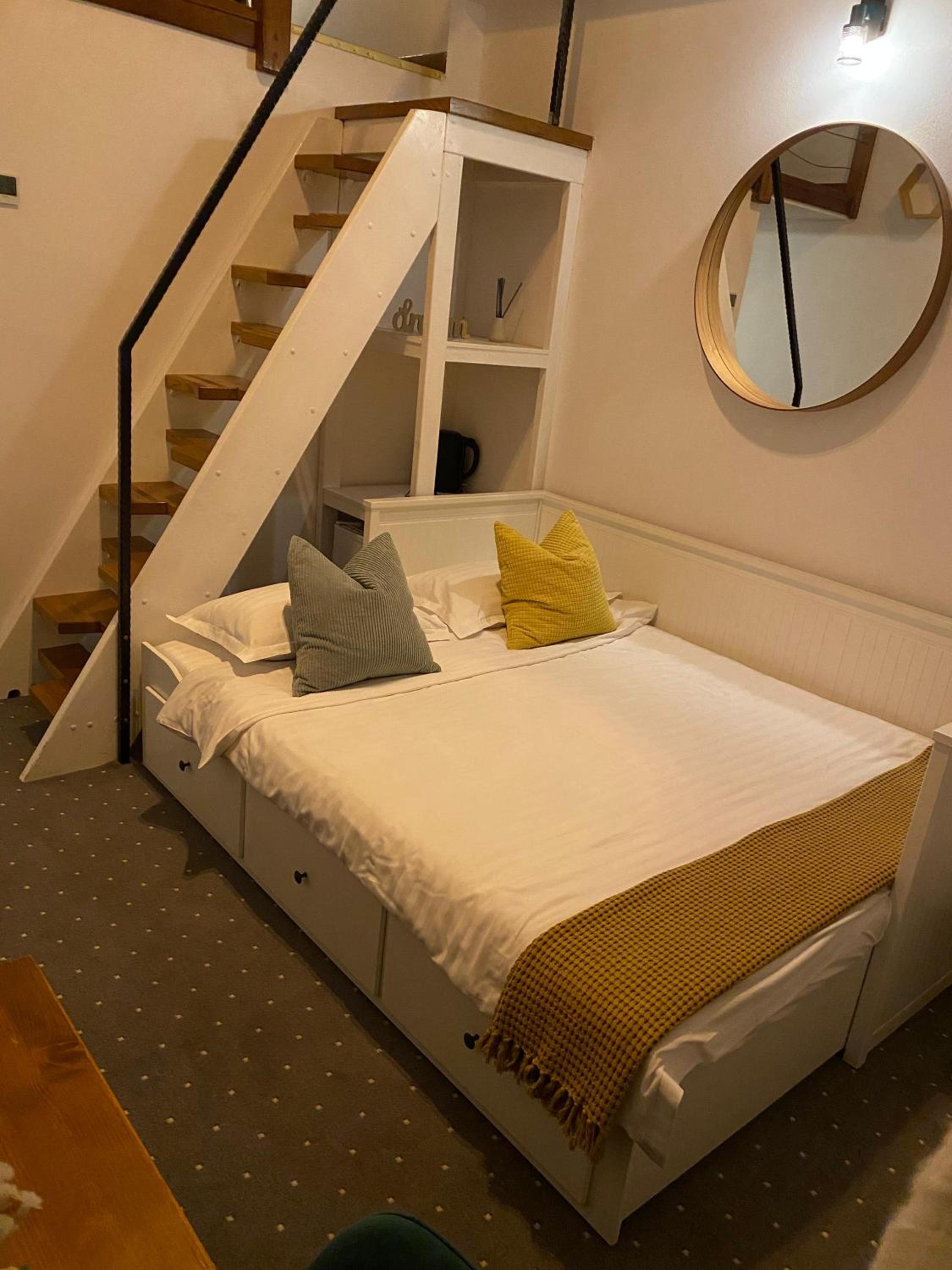 Double Room - Photo 2