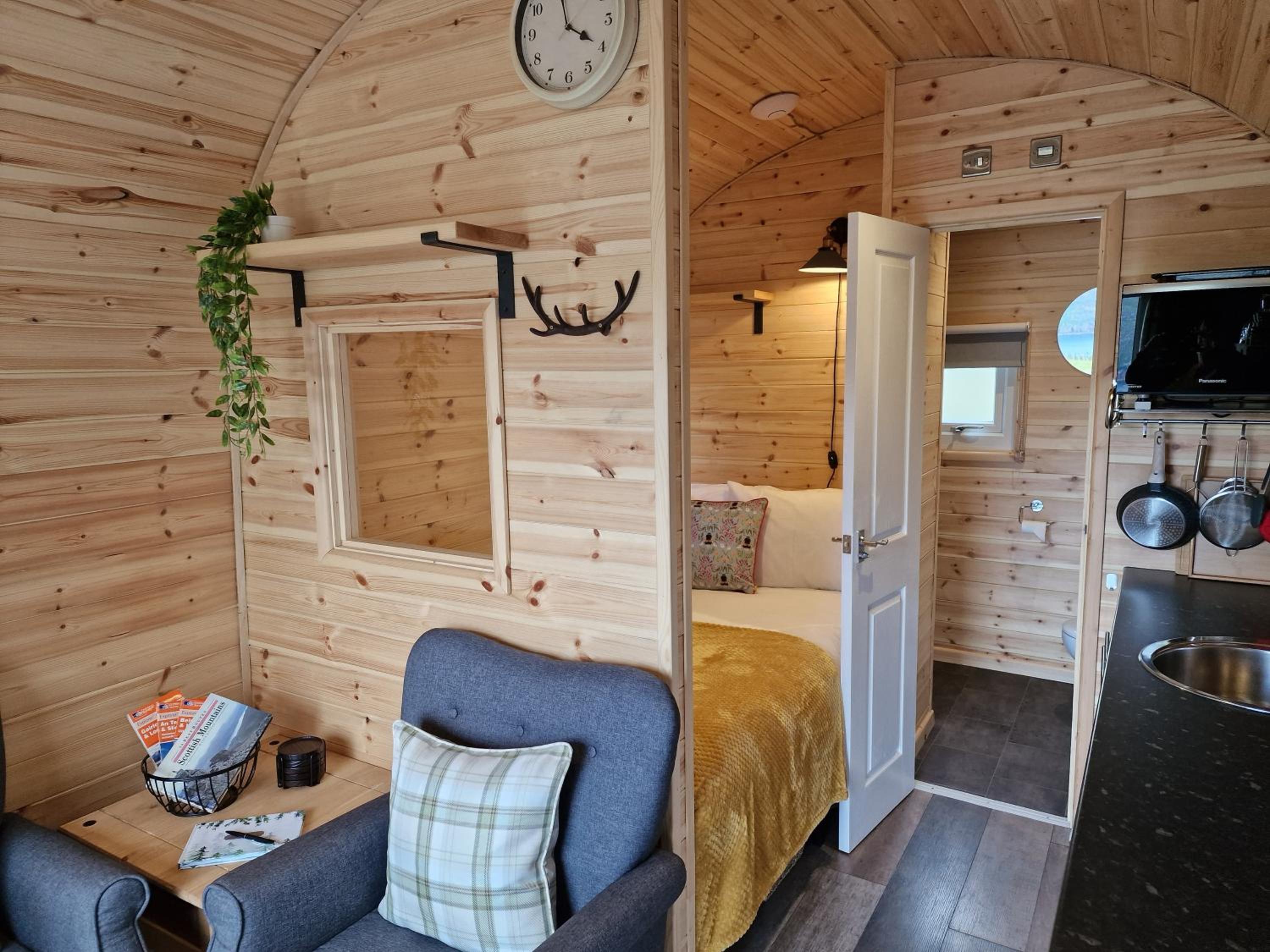 One-Bedroom Glamping Pod photo 1