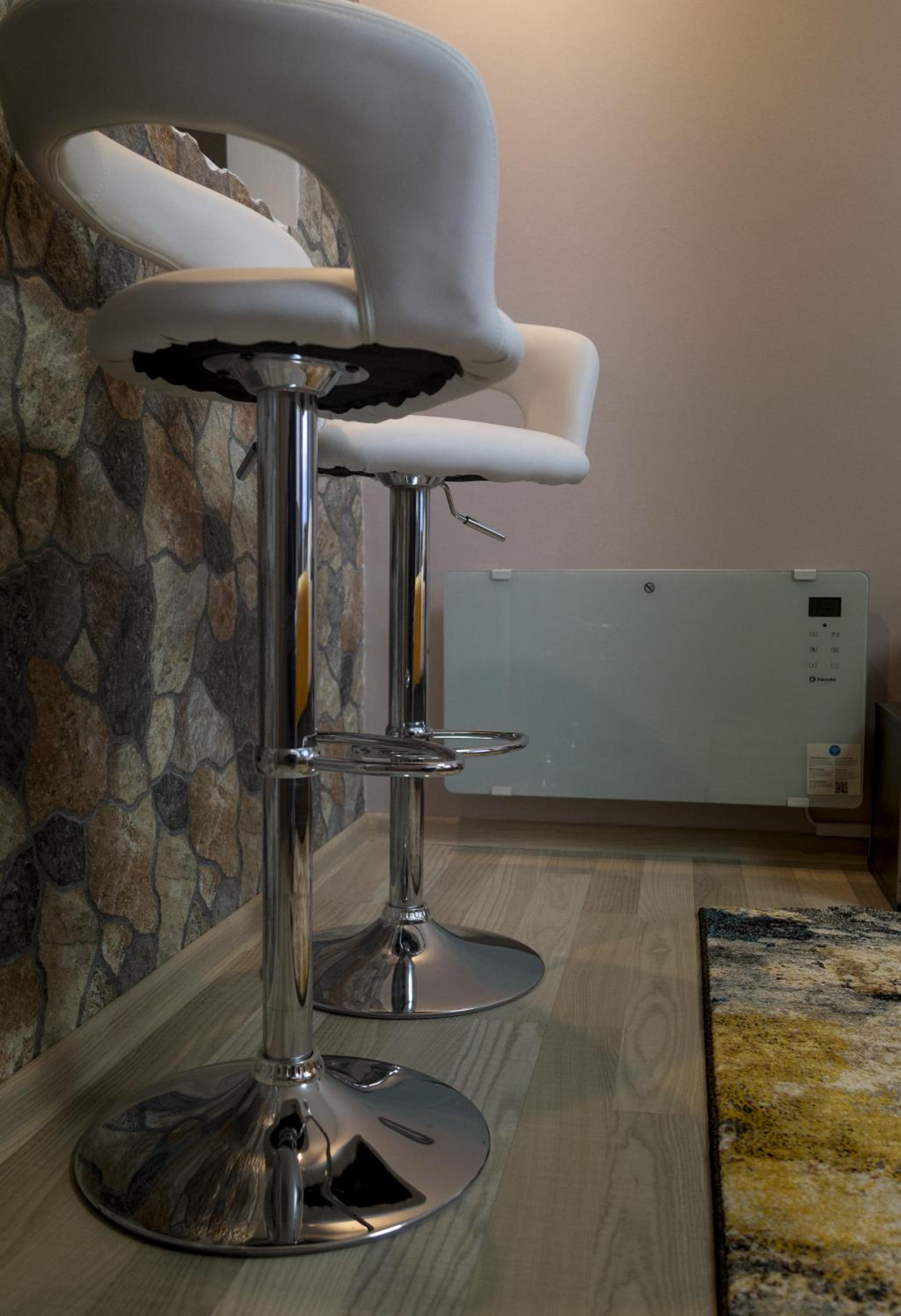 One-Bedroom Apartment - Photo 25