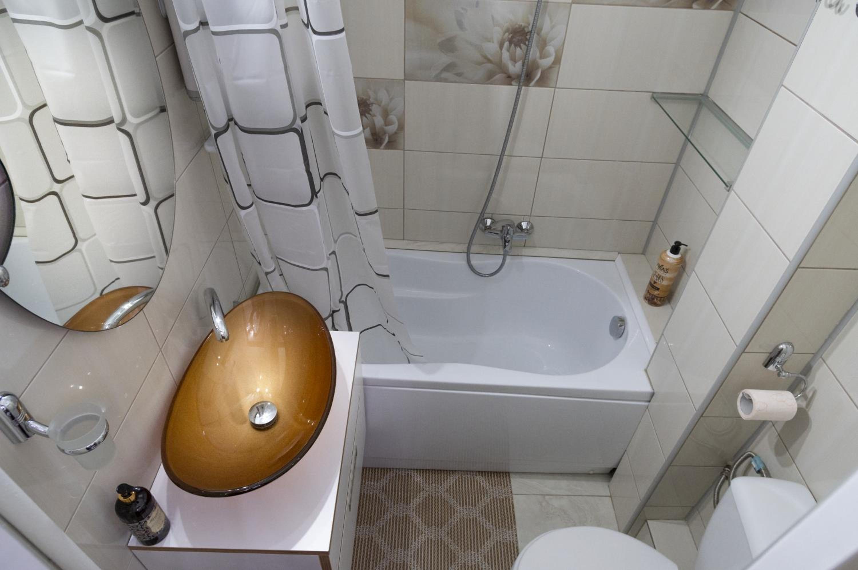 One-Bedroom Apartment - Photo 27