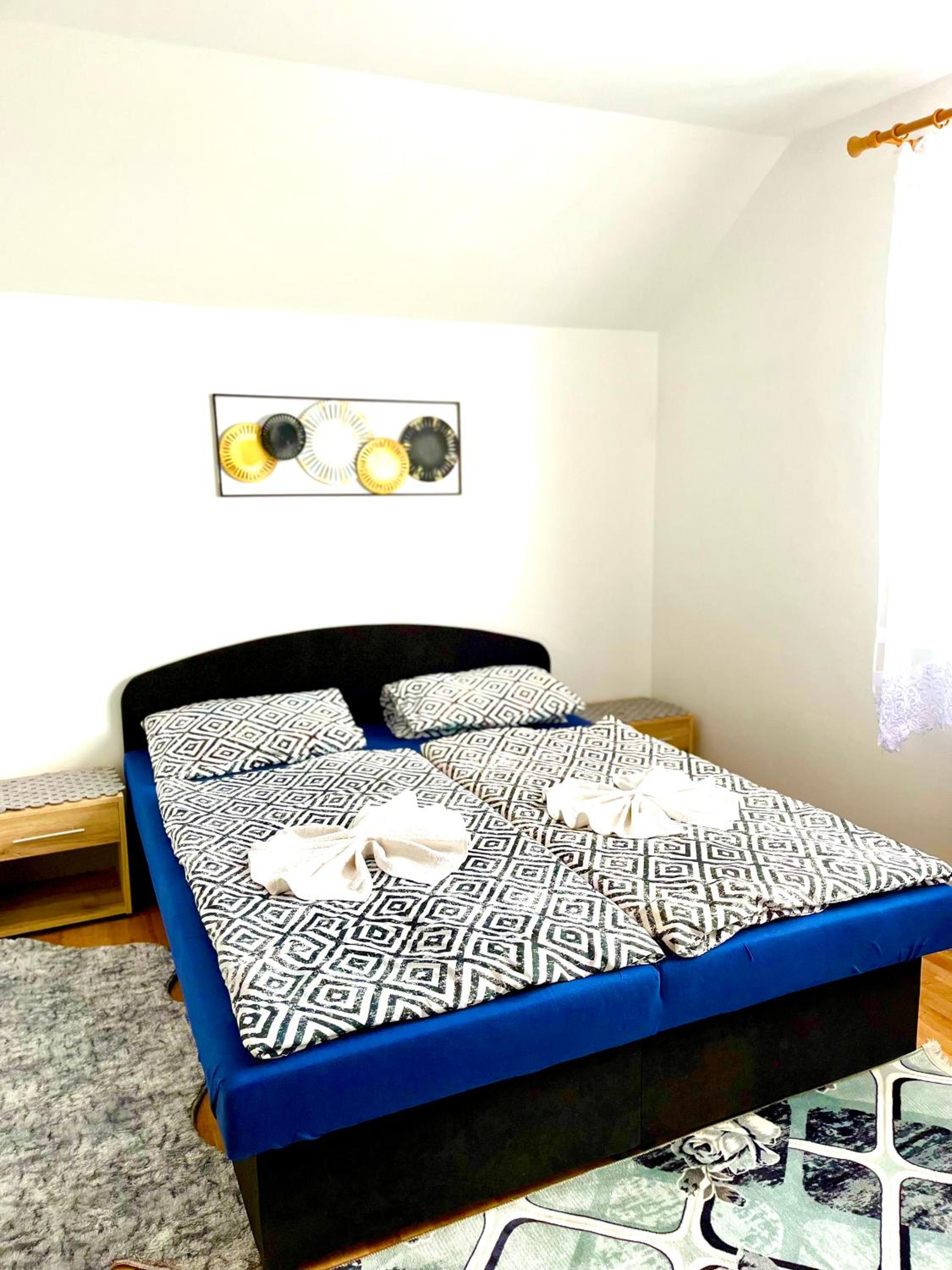 Deluxe Apartment - Photo 10
