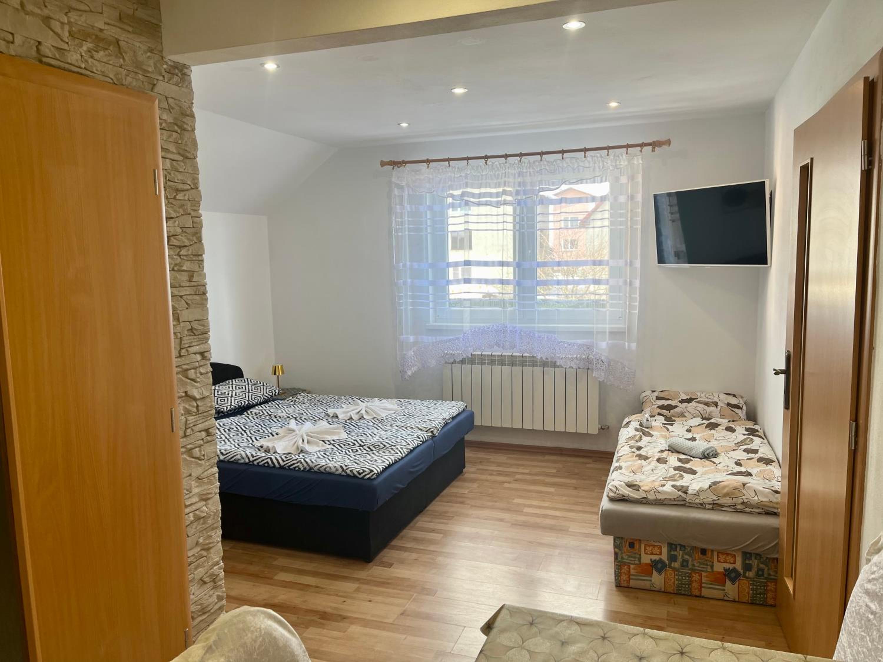 Deluxe Apartment - Photo 9