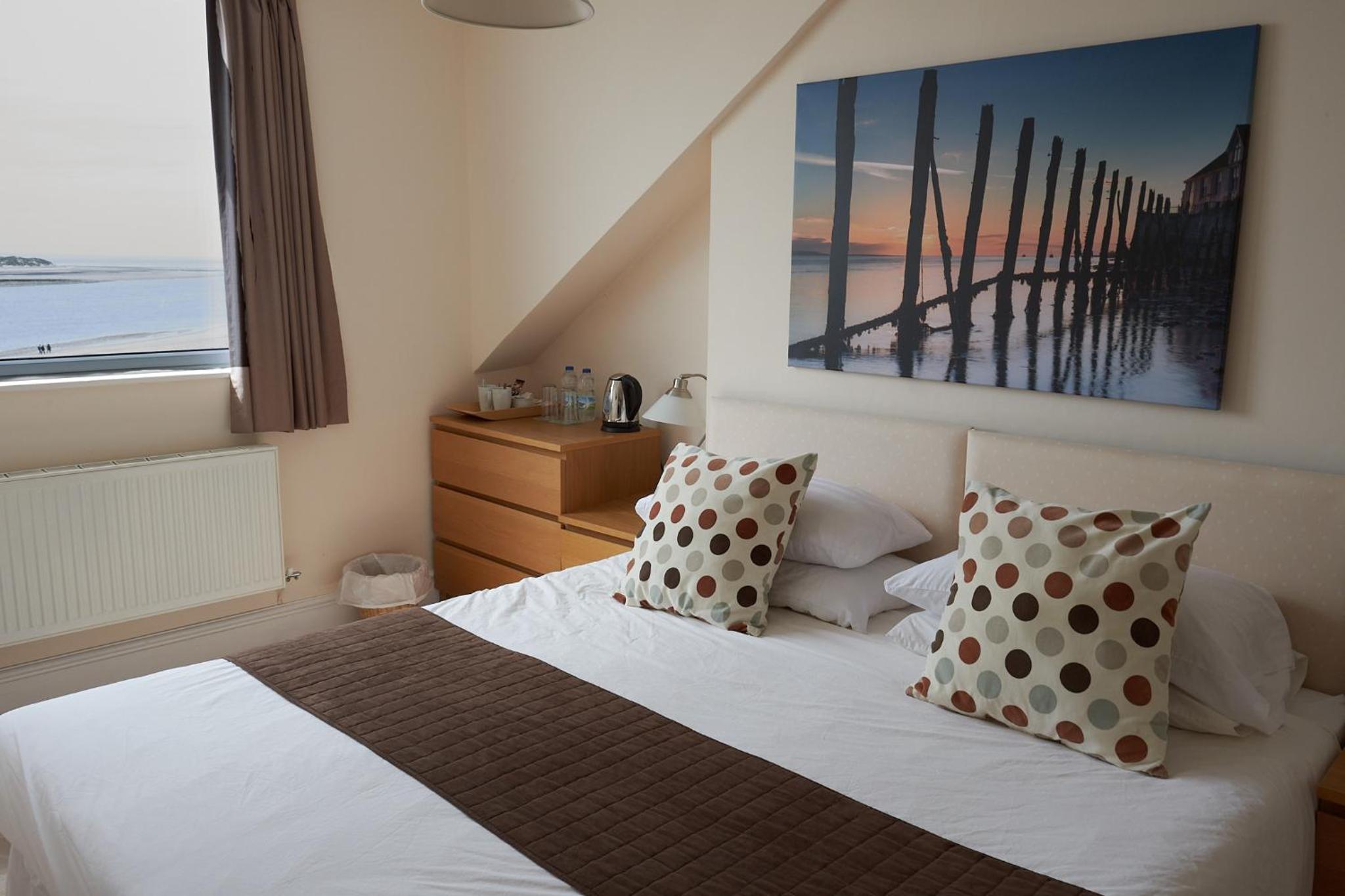Superior Double or Twin Room with Sea View