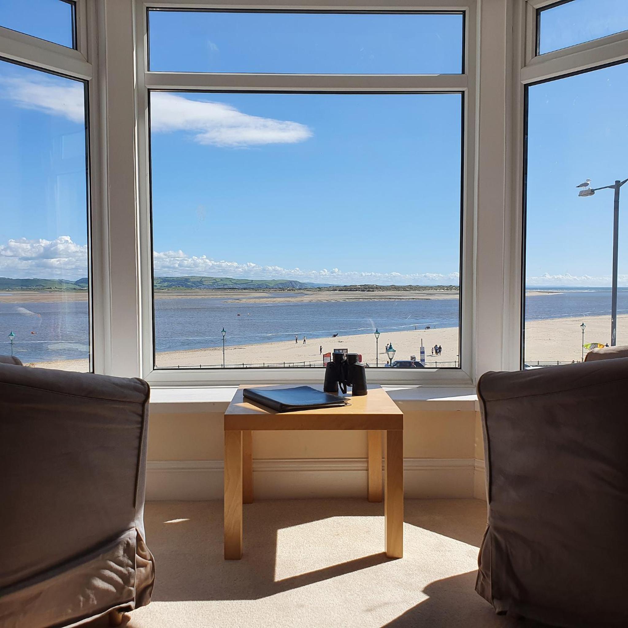 Deluxe Double or Twin Room with Sea View photo 2