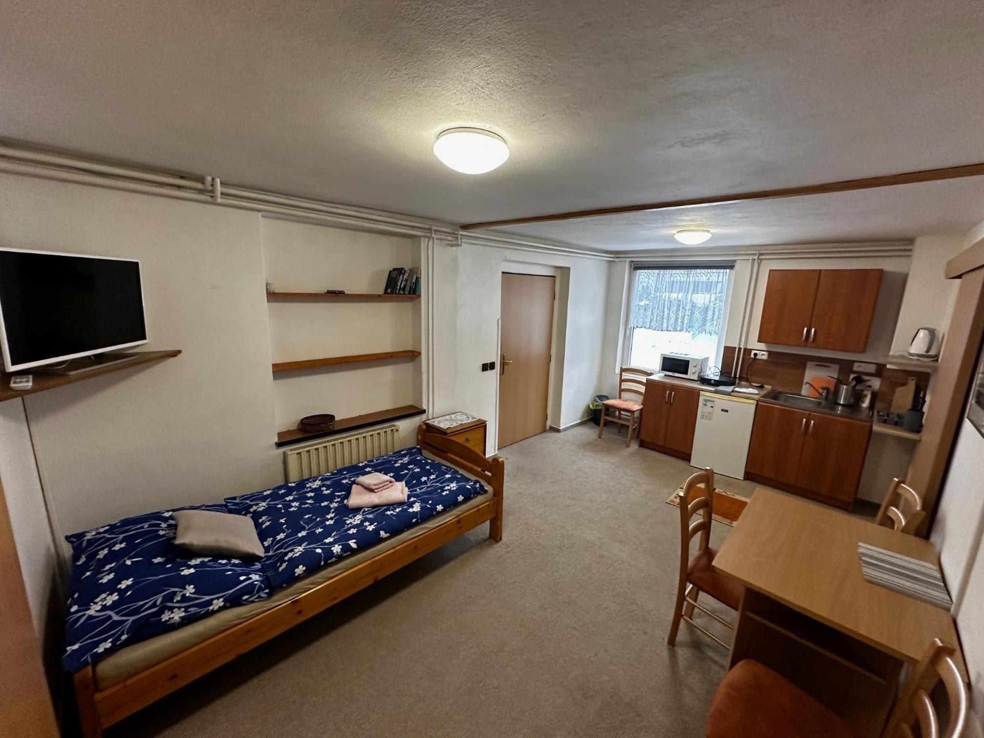 Apartment photo 3