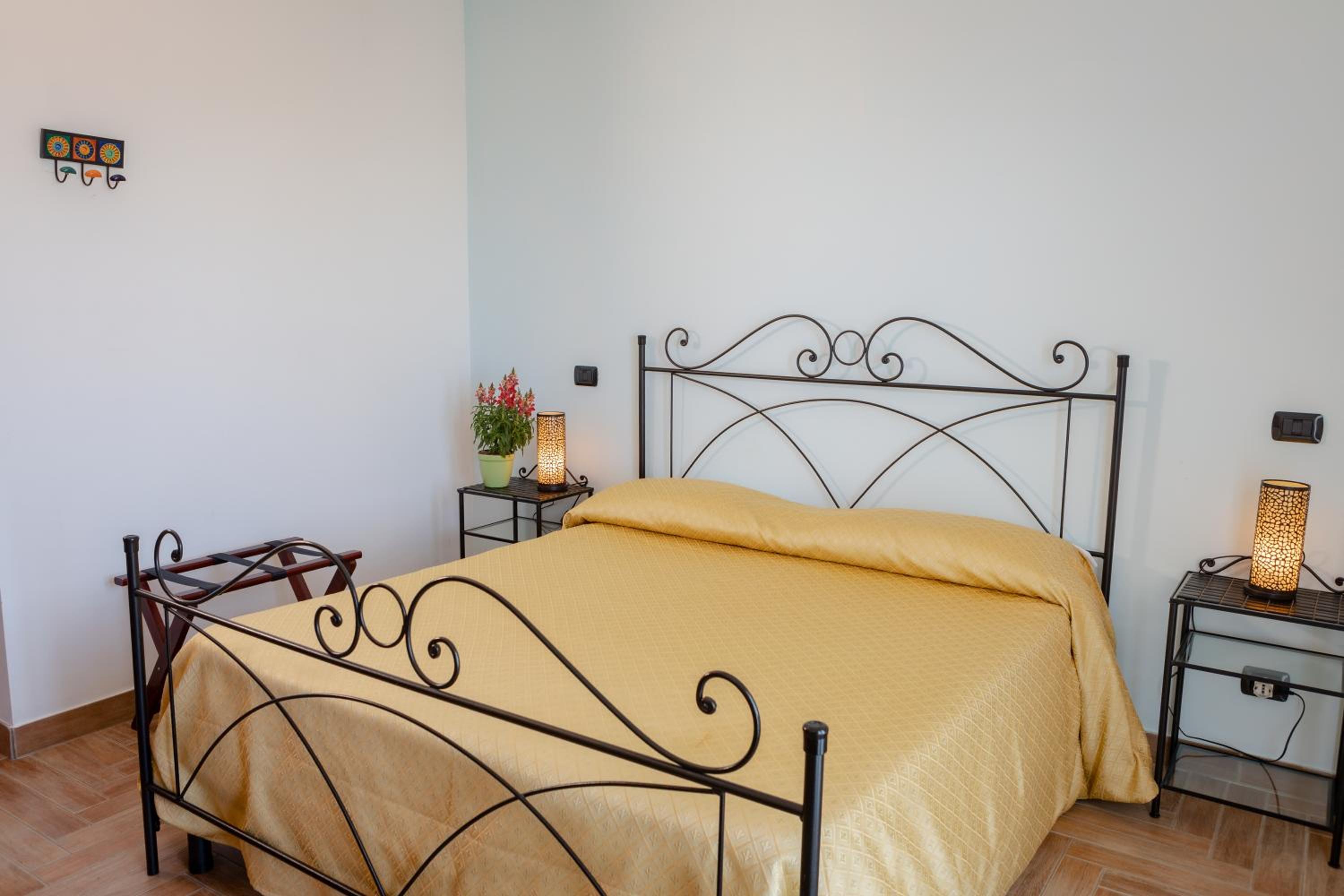 Double Room with Balcony and Sea View photo 2