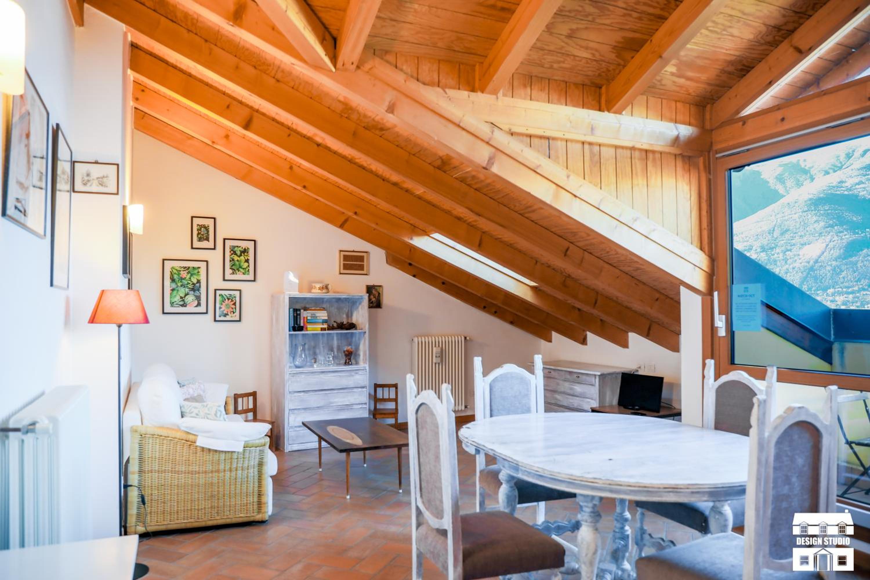 One-Bedroom Apartment - Photo 14