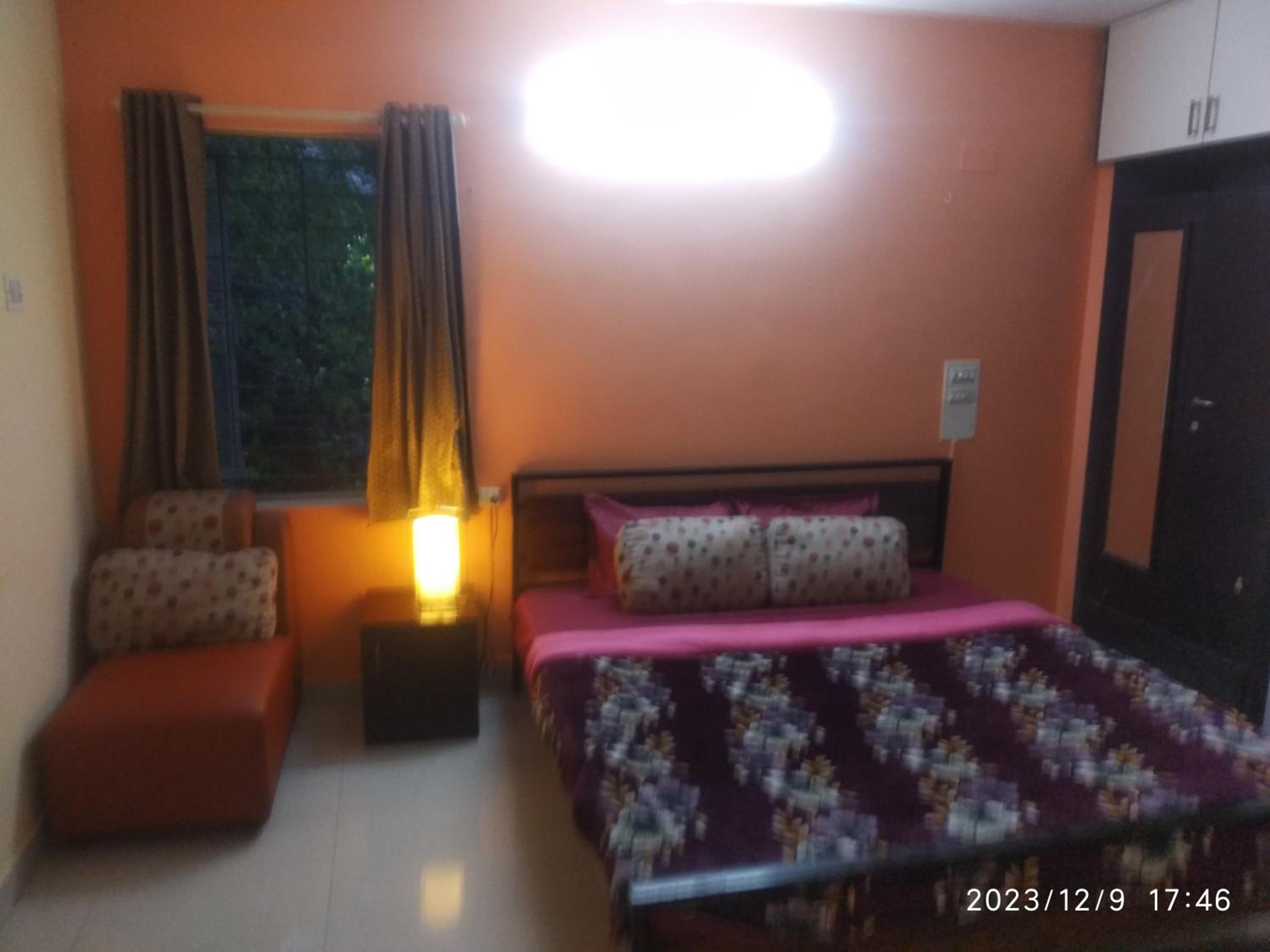Deluxe Double Room (2 Adults + 1 Child) photo 3