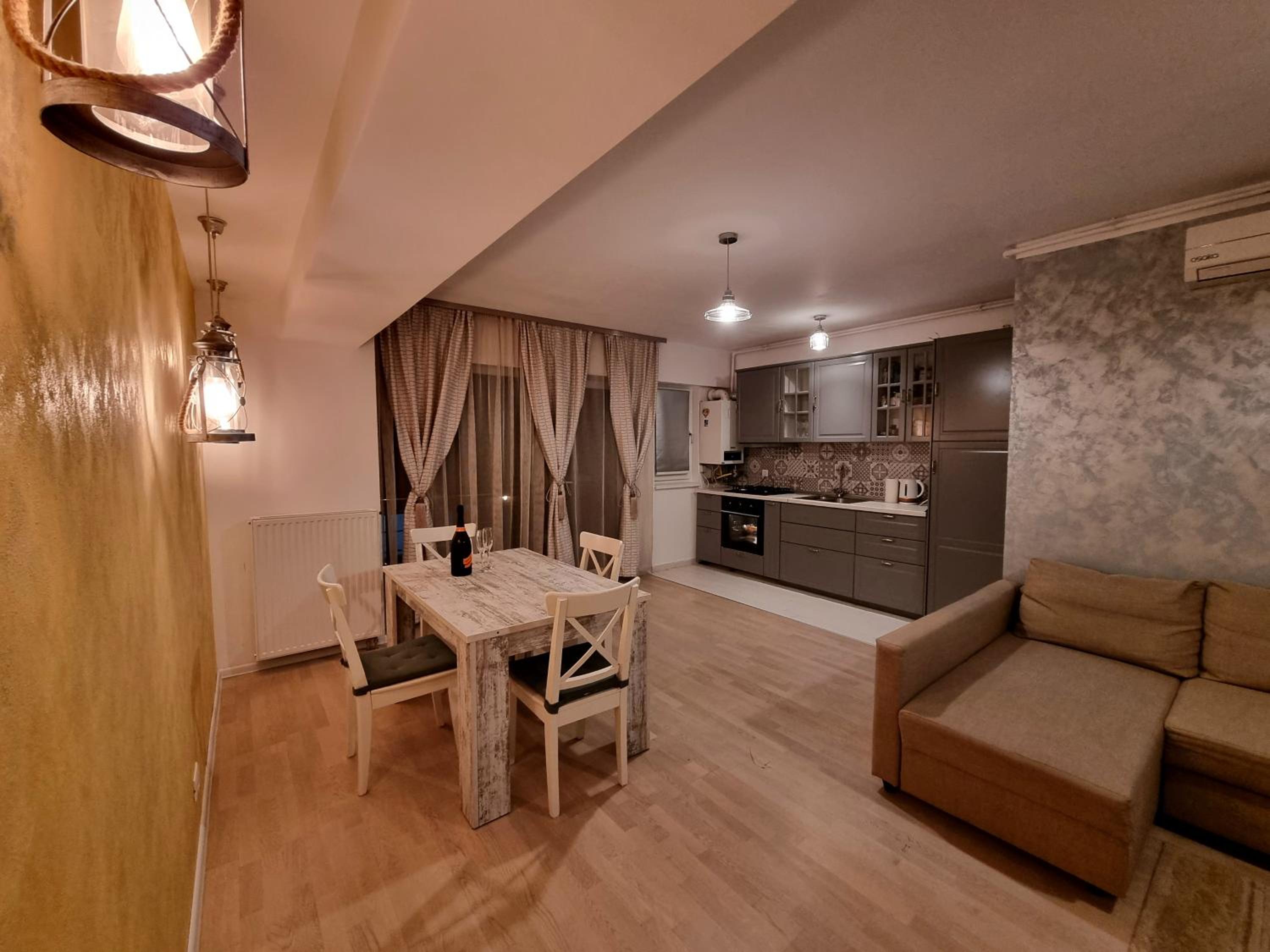 Two-Bedroom Apartment - Photo 6