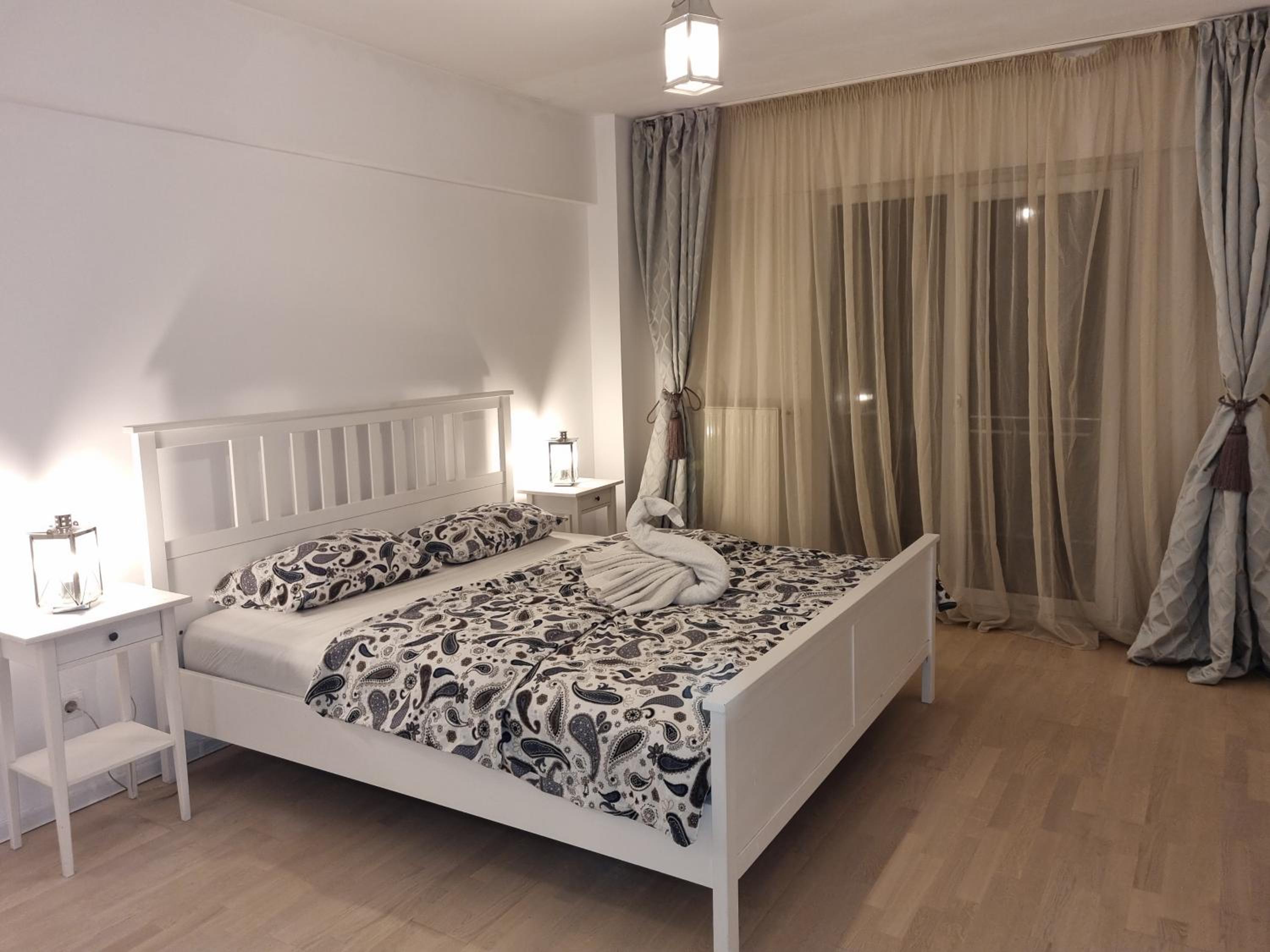 Two-Bedroom Apartment - Photo 15