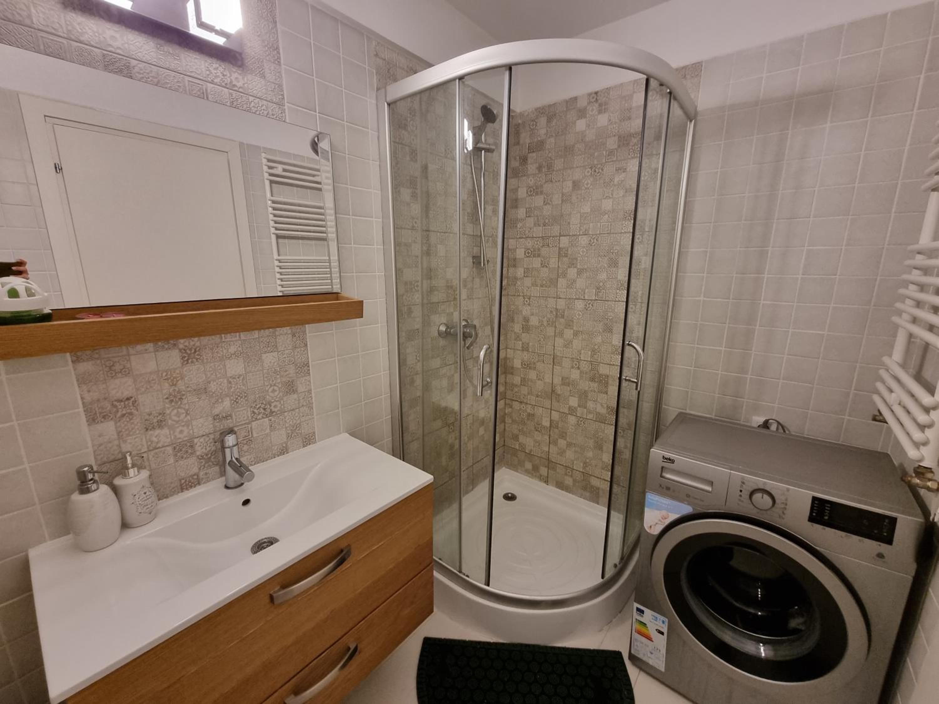 Two-Bedroom Apartment - Photo 17