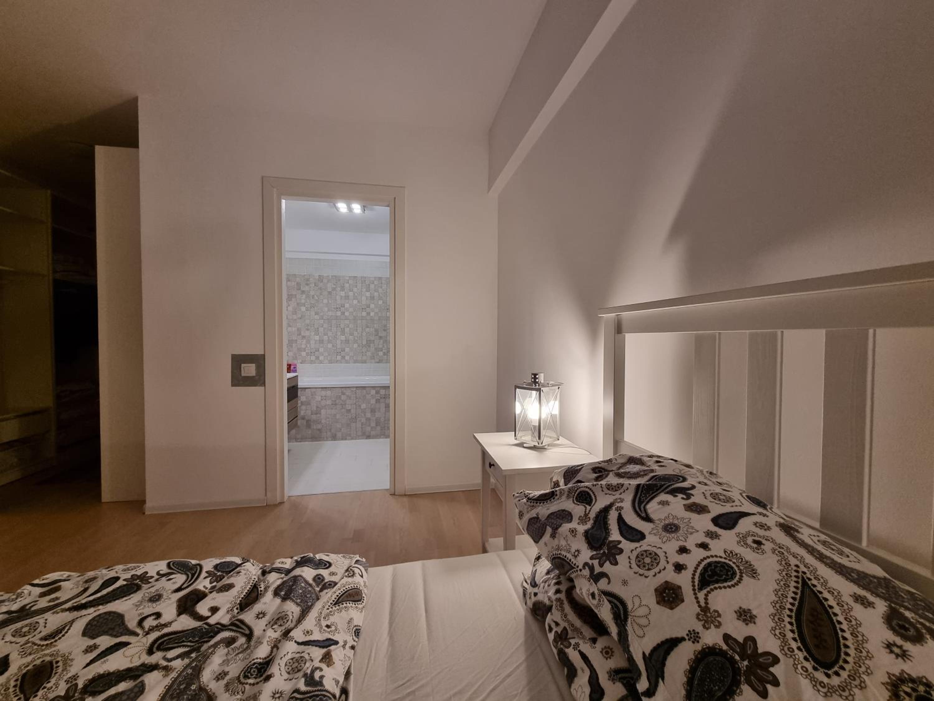 Two-Bedroom Apartment - Photo 20