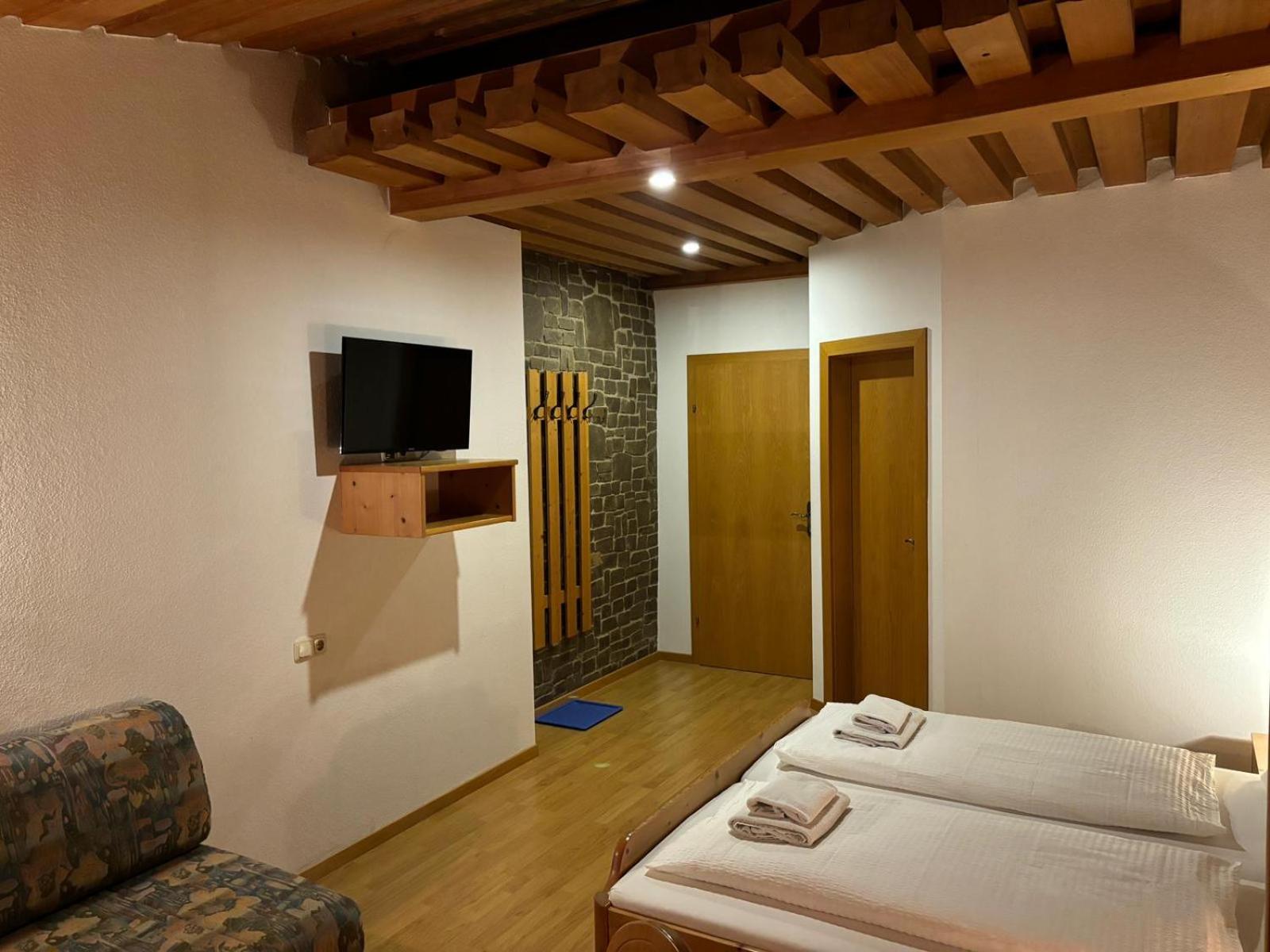 Double Room with Shower photo 3