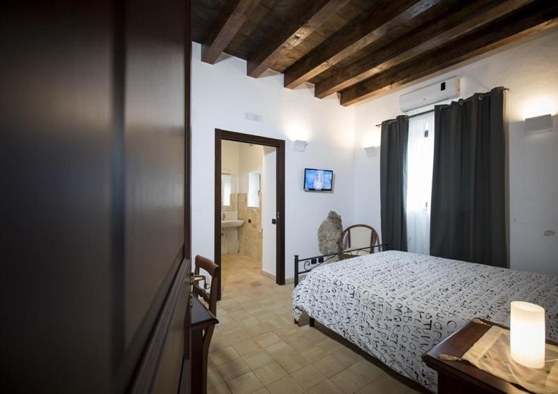 Deluxe Room photo 2