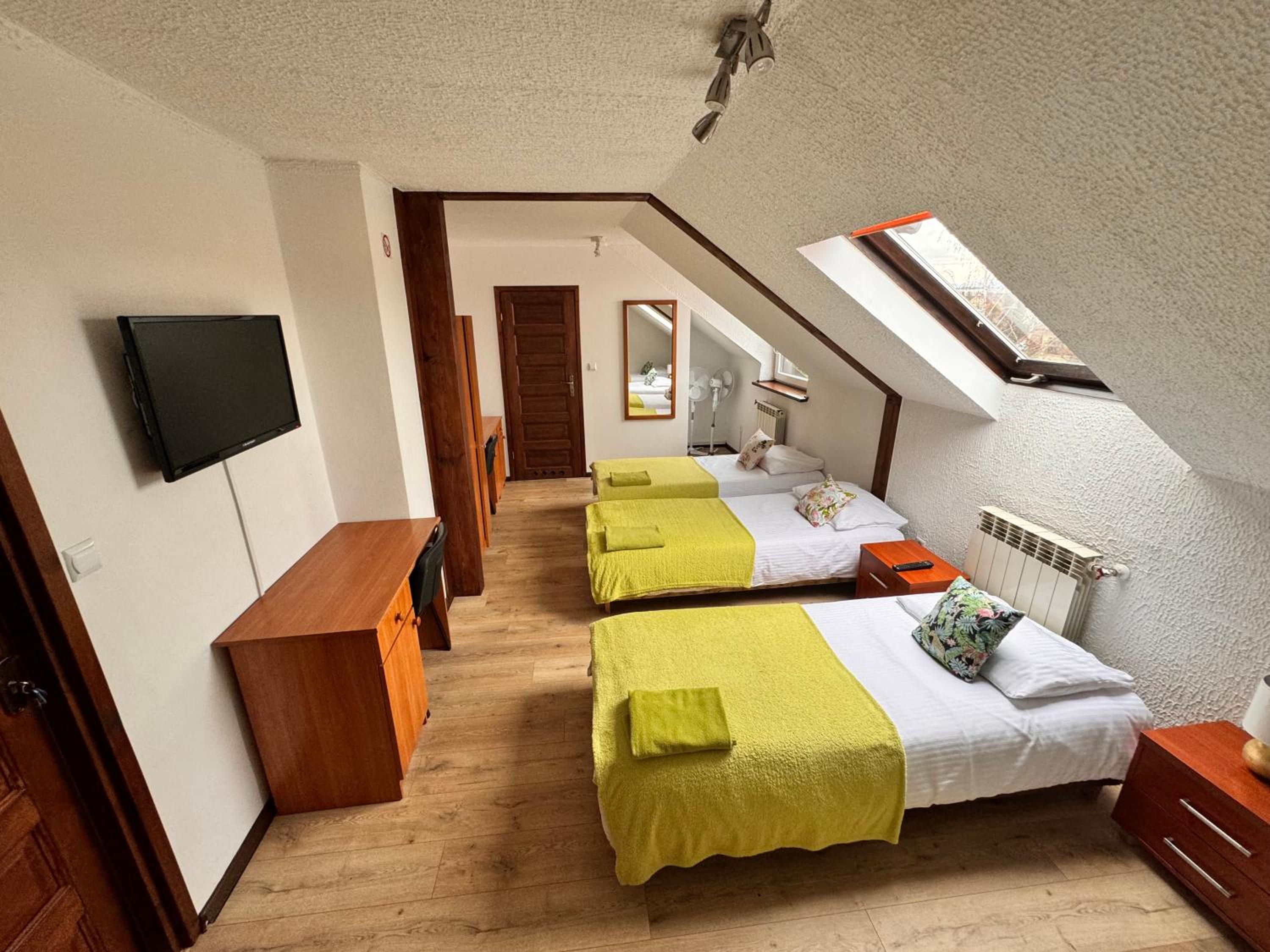 Quadruple Room photo 2