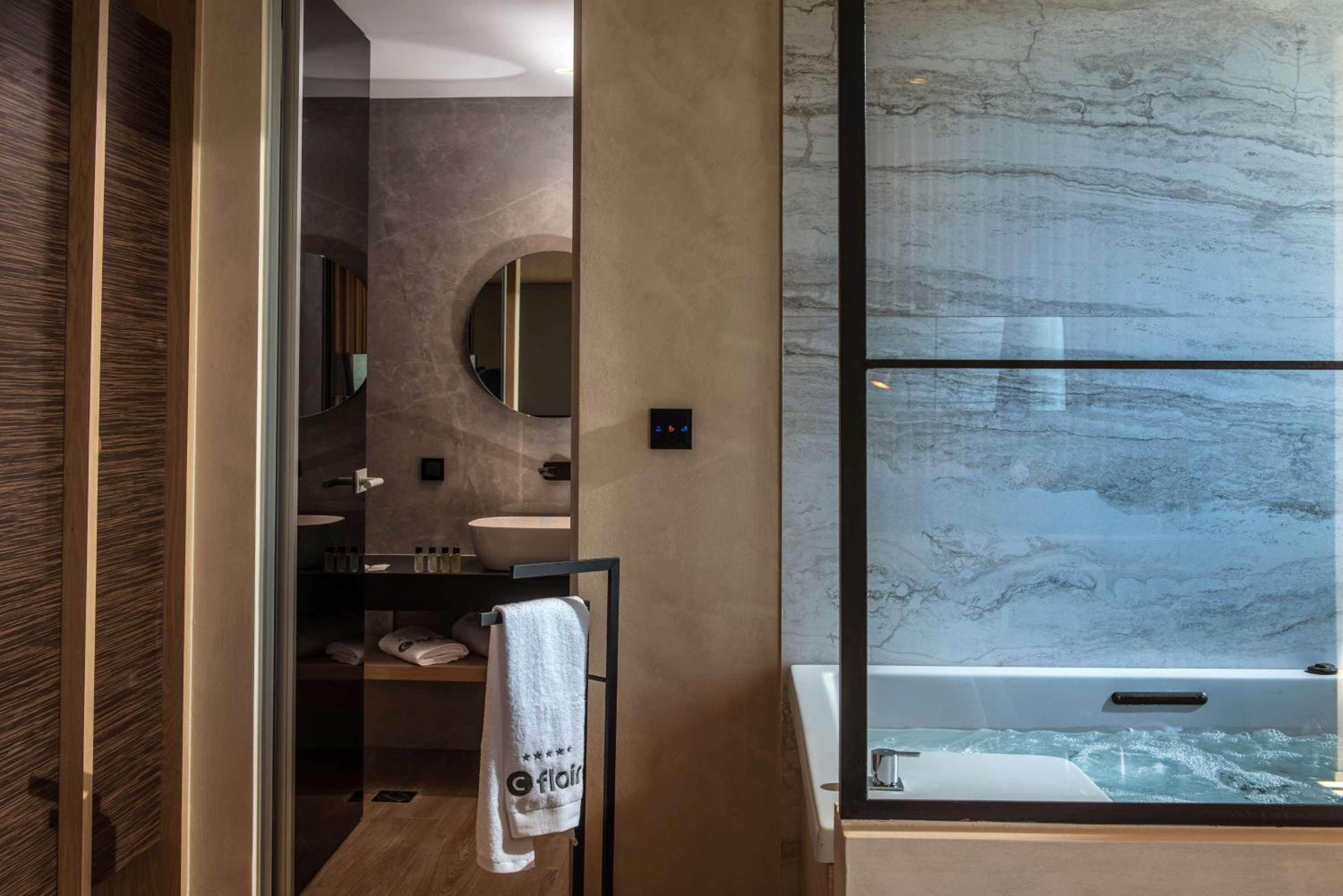 Style Junior King Suite