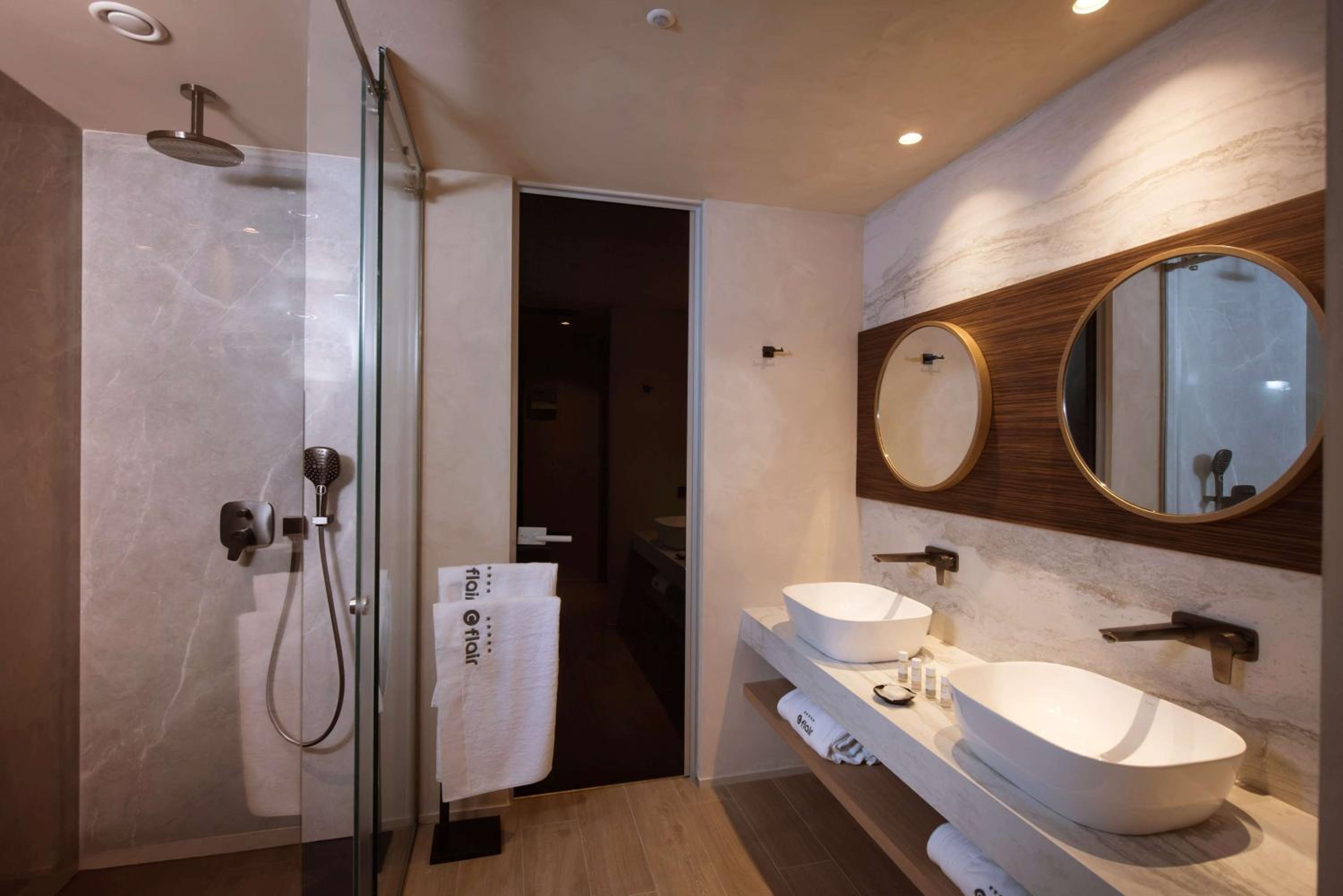 Style Junior King Suite