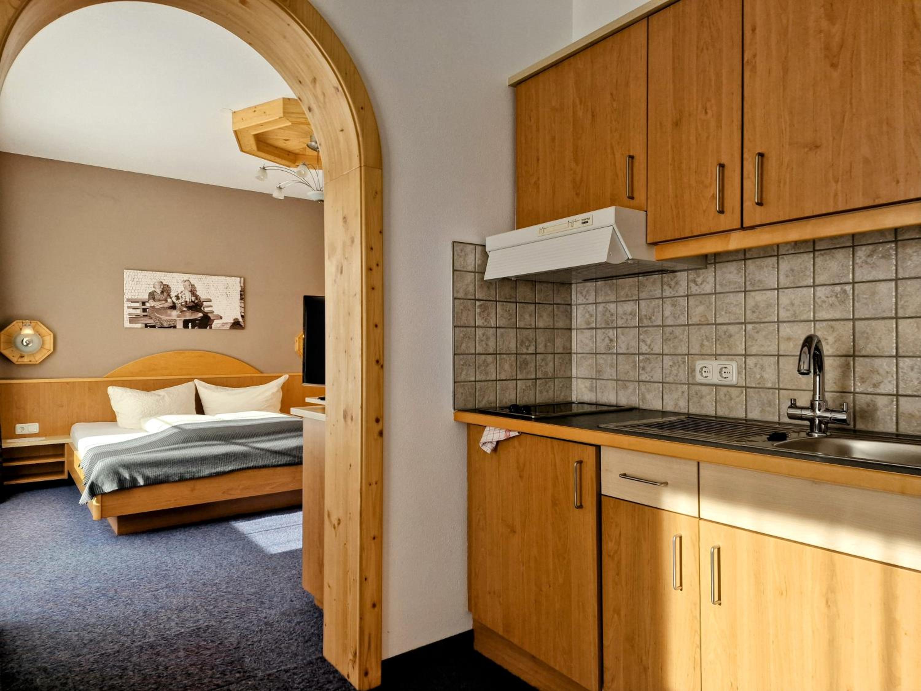 Deluxe Junior Suite photo 2