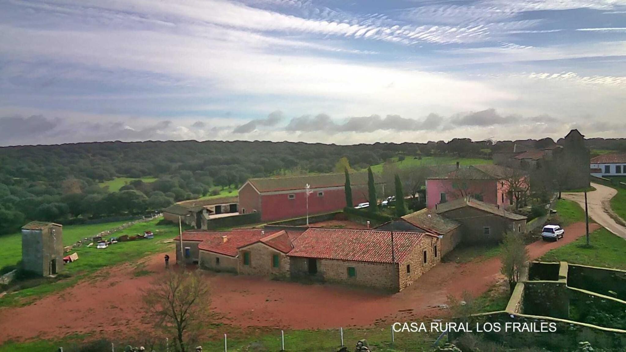 Casa de cuatro habitaciones