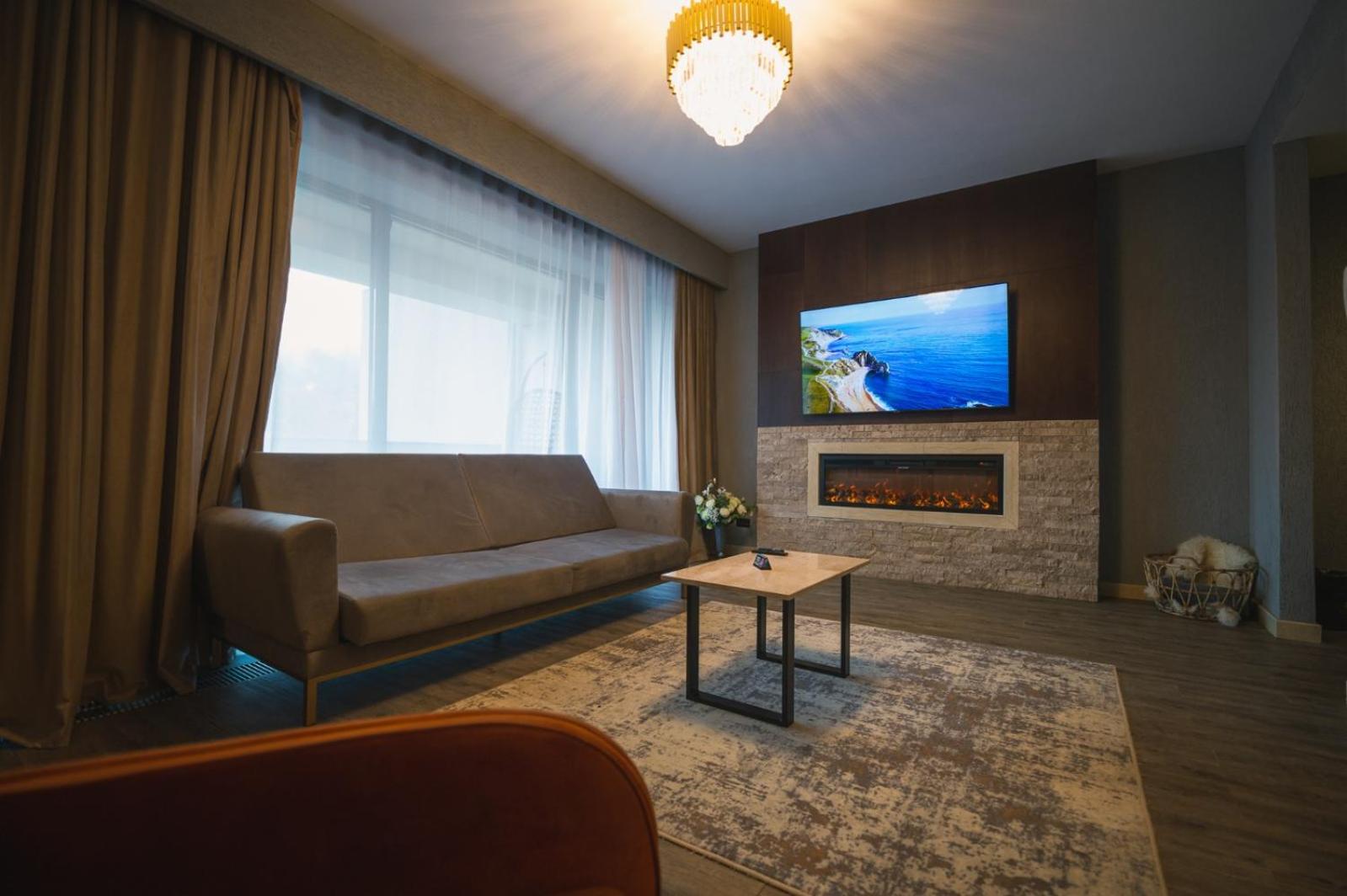 Deluxe Junior Suite - Photo 7