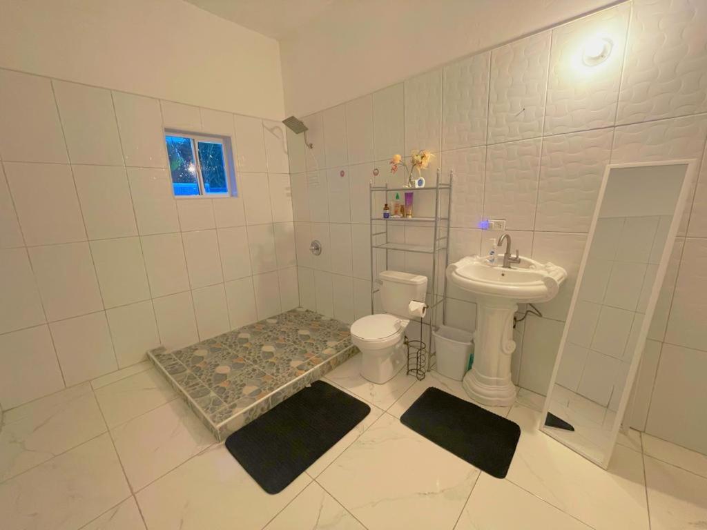 Deluxe Family Suite photo 2