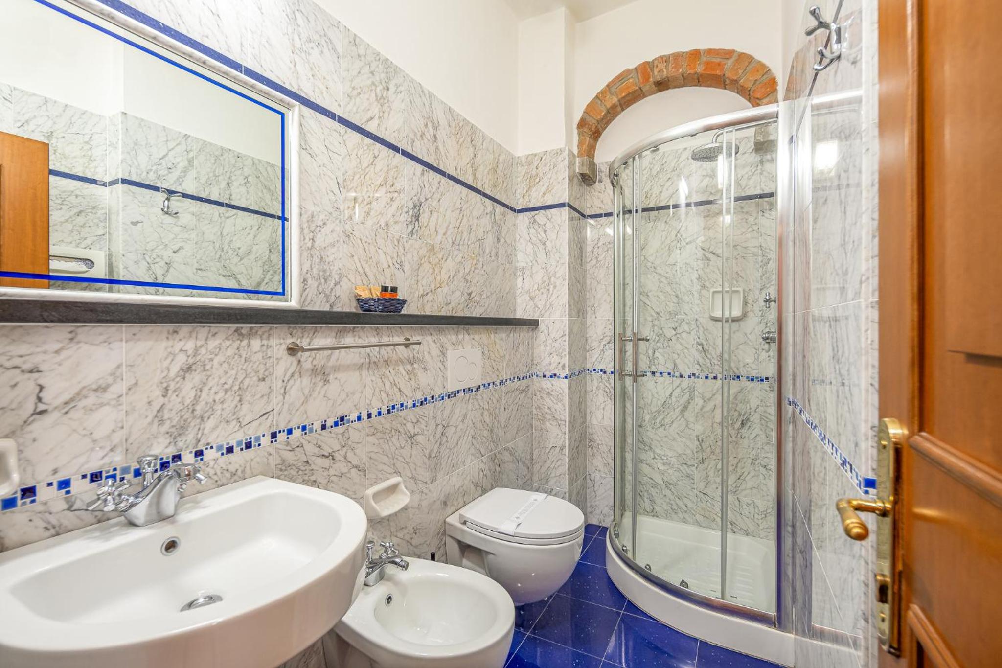 Double Room with Private External Bathroom