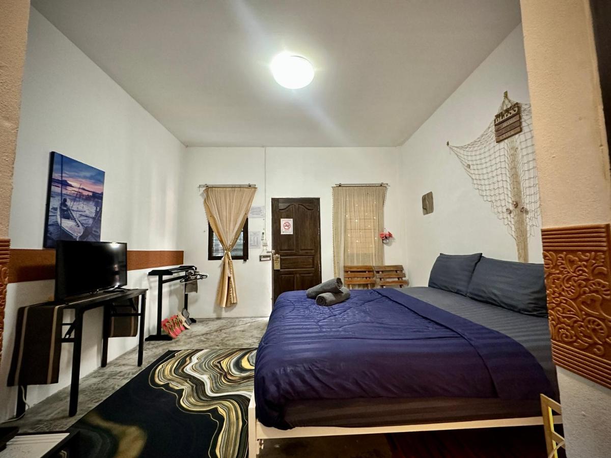 Deluxe Double Room with Balcony photo 1