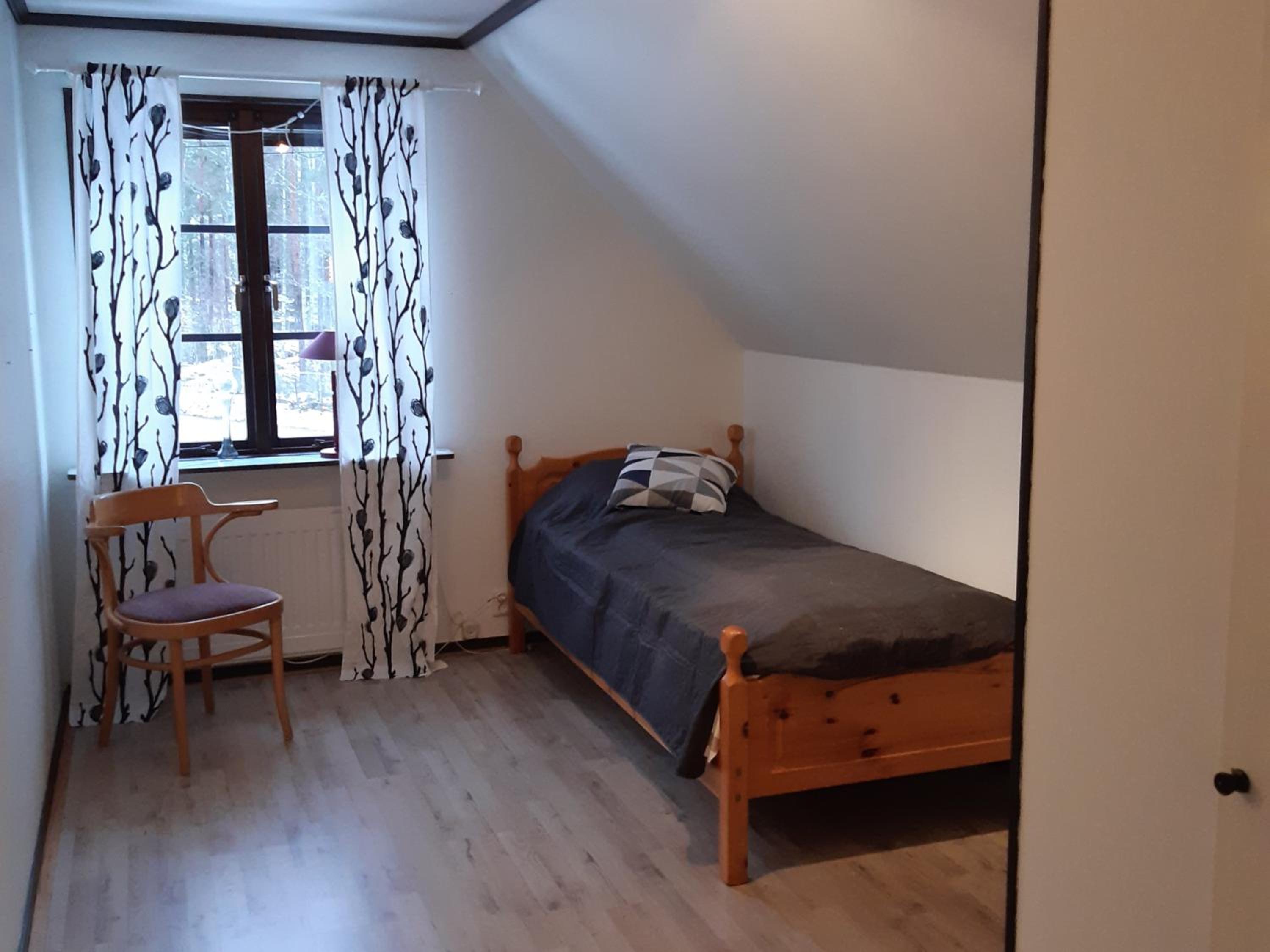 Four-Bedroom House photo 2