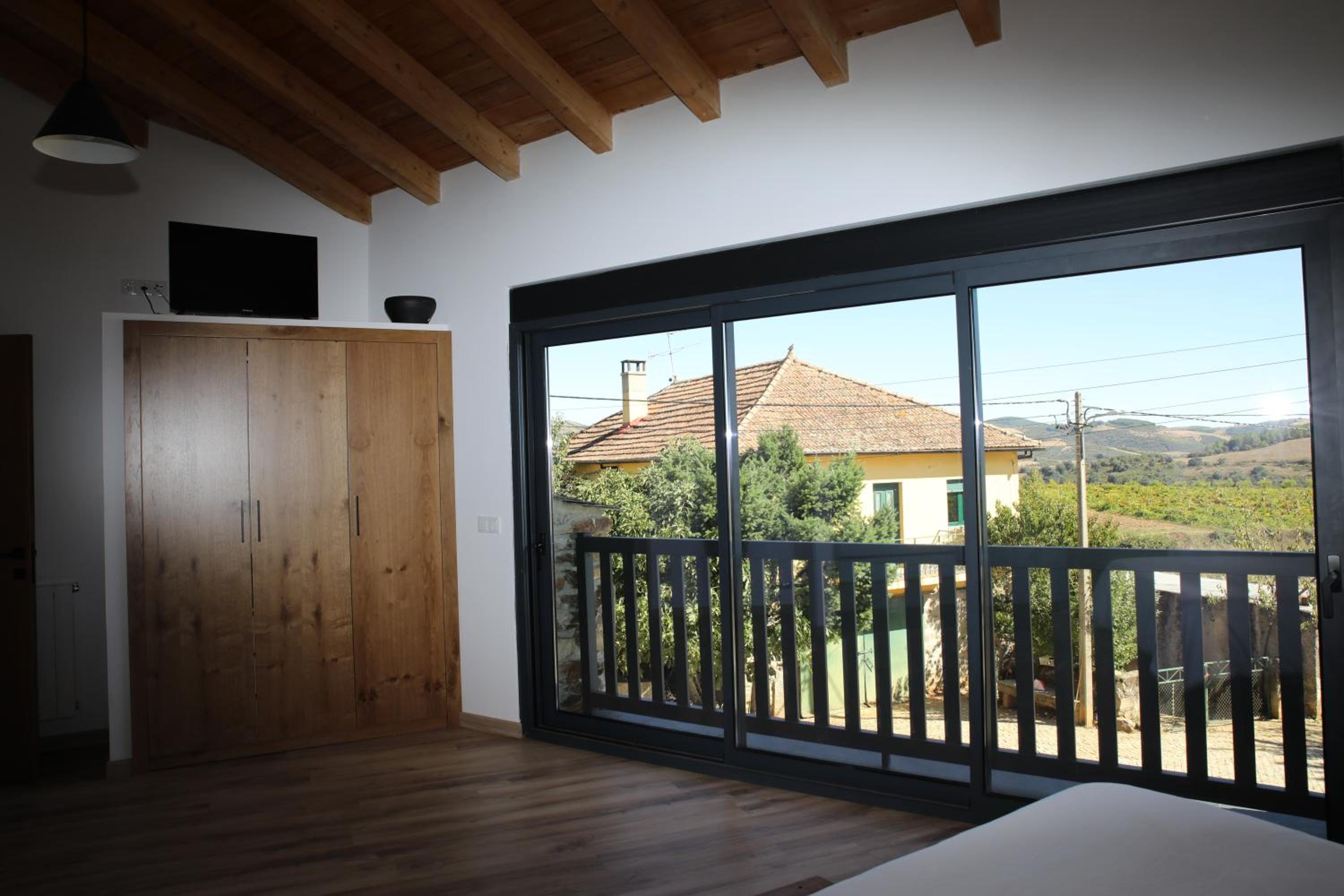 Double Room with Private Bathroom photo 1