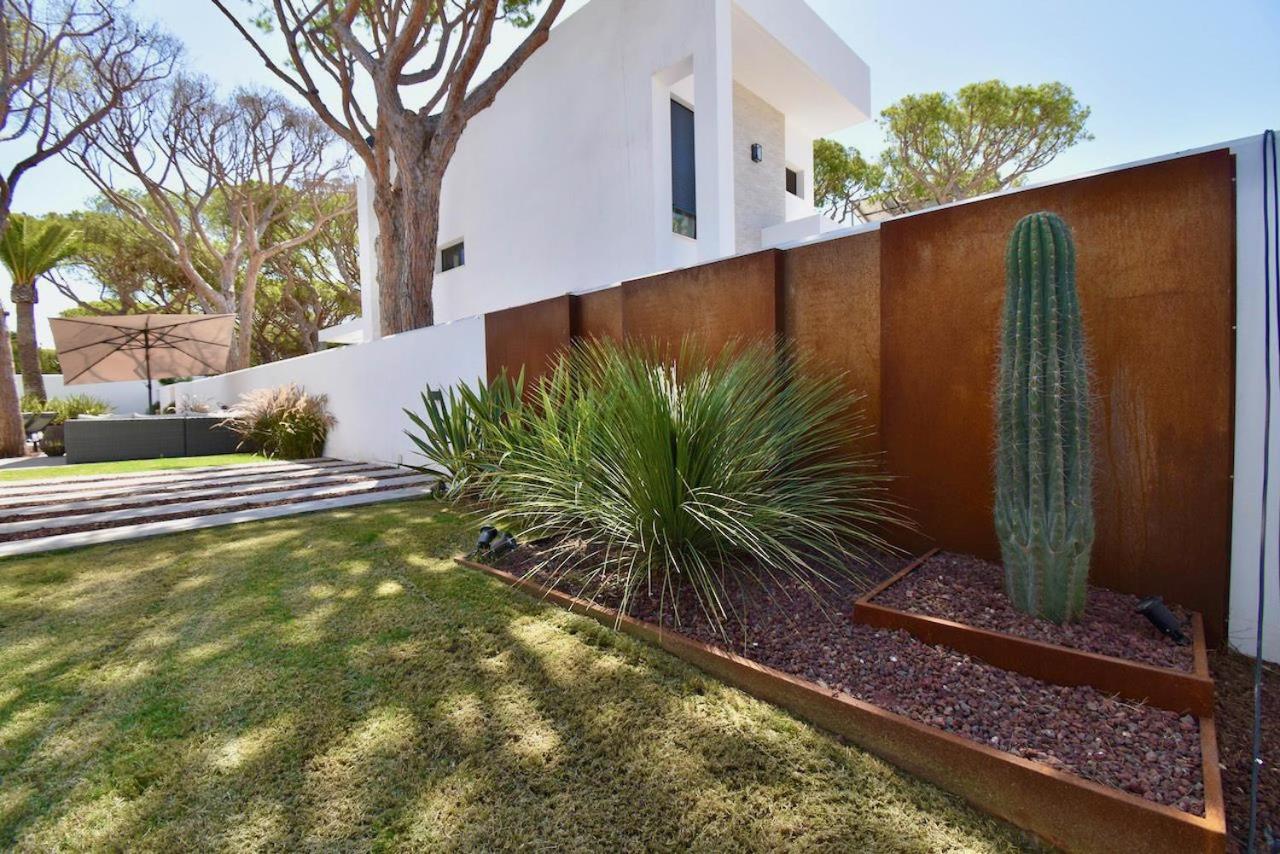 Villa photo 3